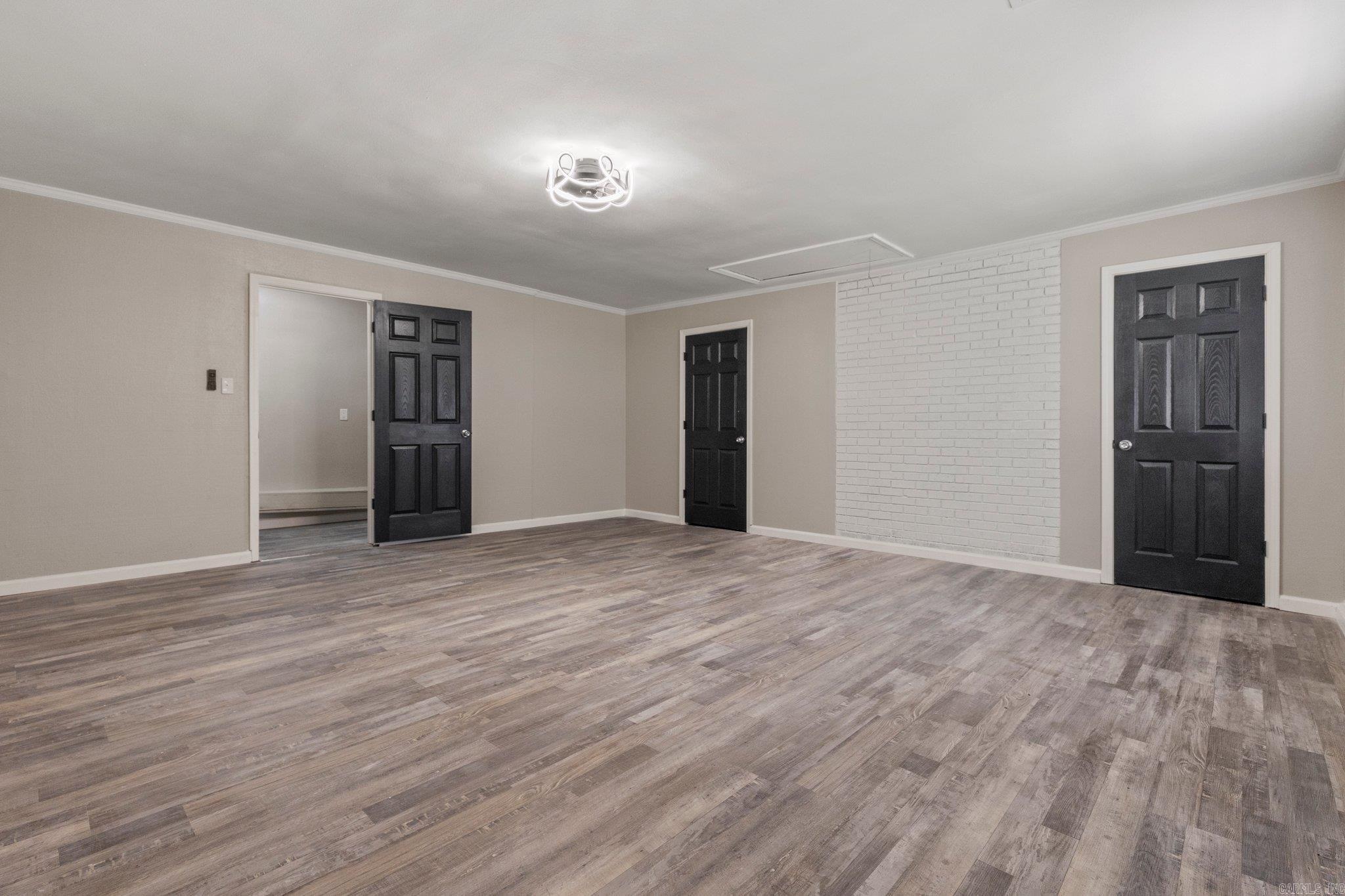 SCENIC VILLAGE ADD - Residential