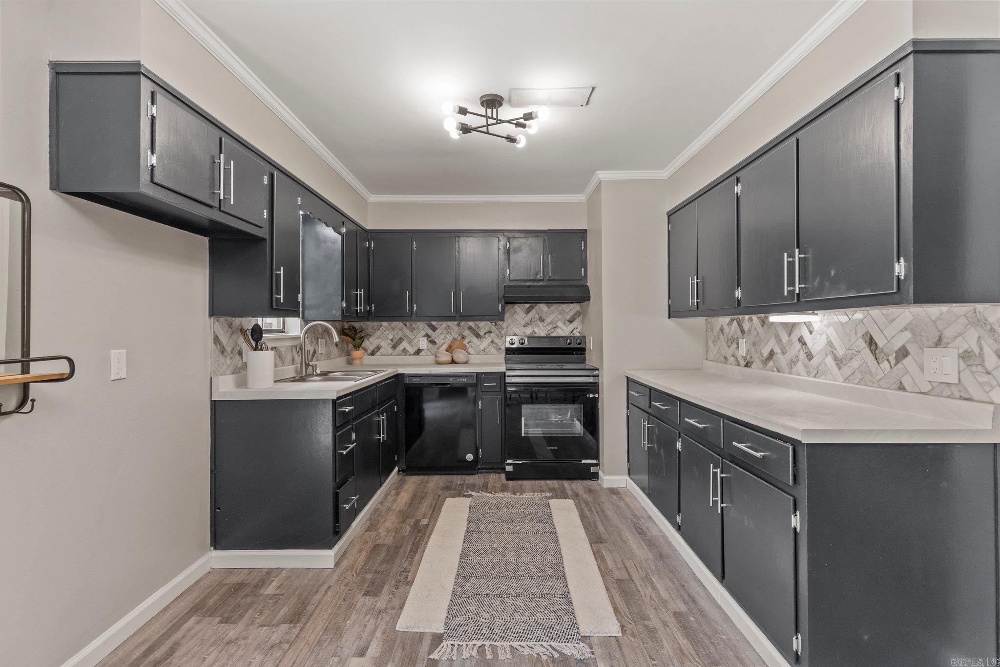 SCENIC VILLAGE ADD - Residential