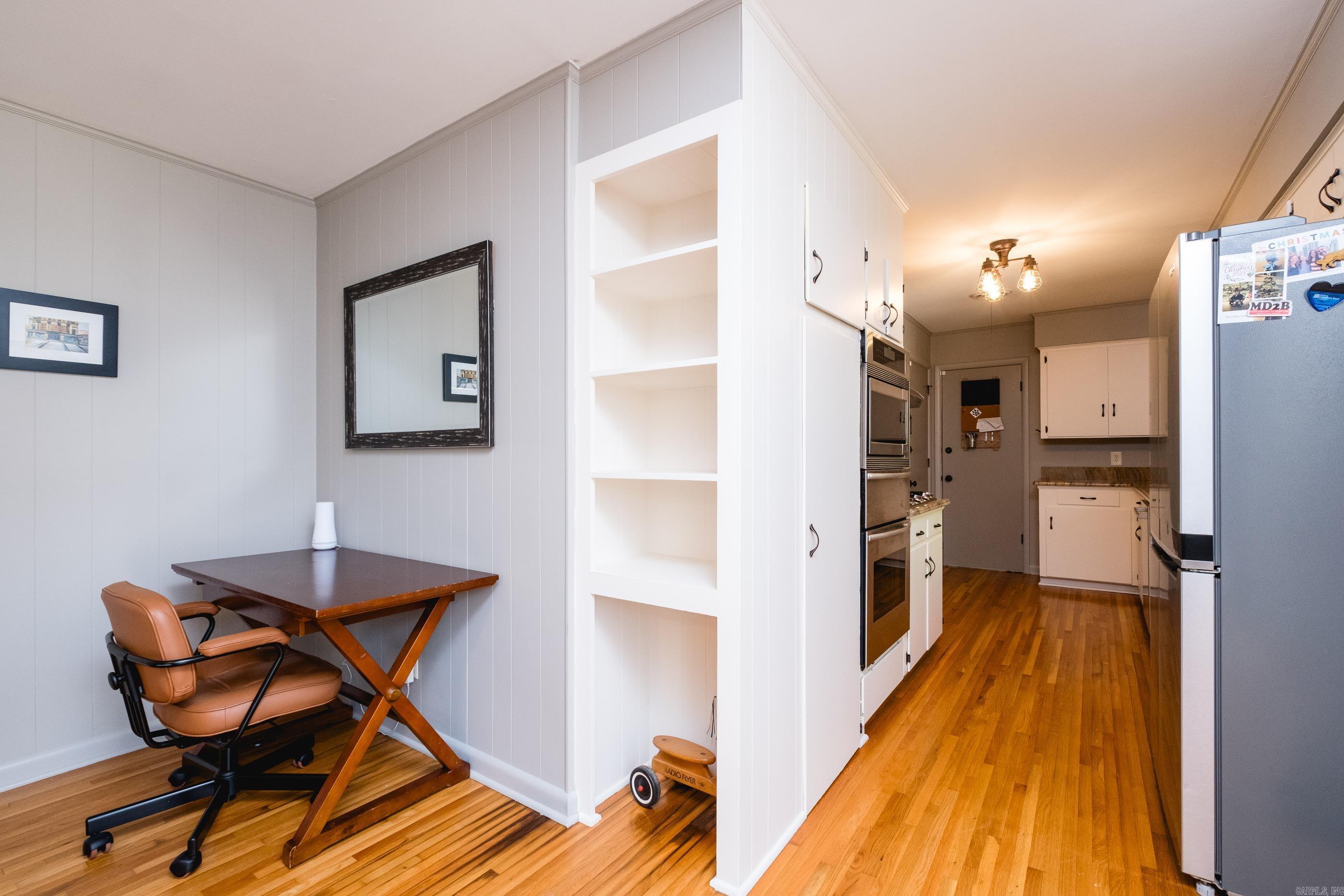 BROOK HOLLOW ADDN - Residential