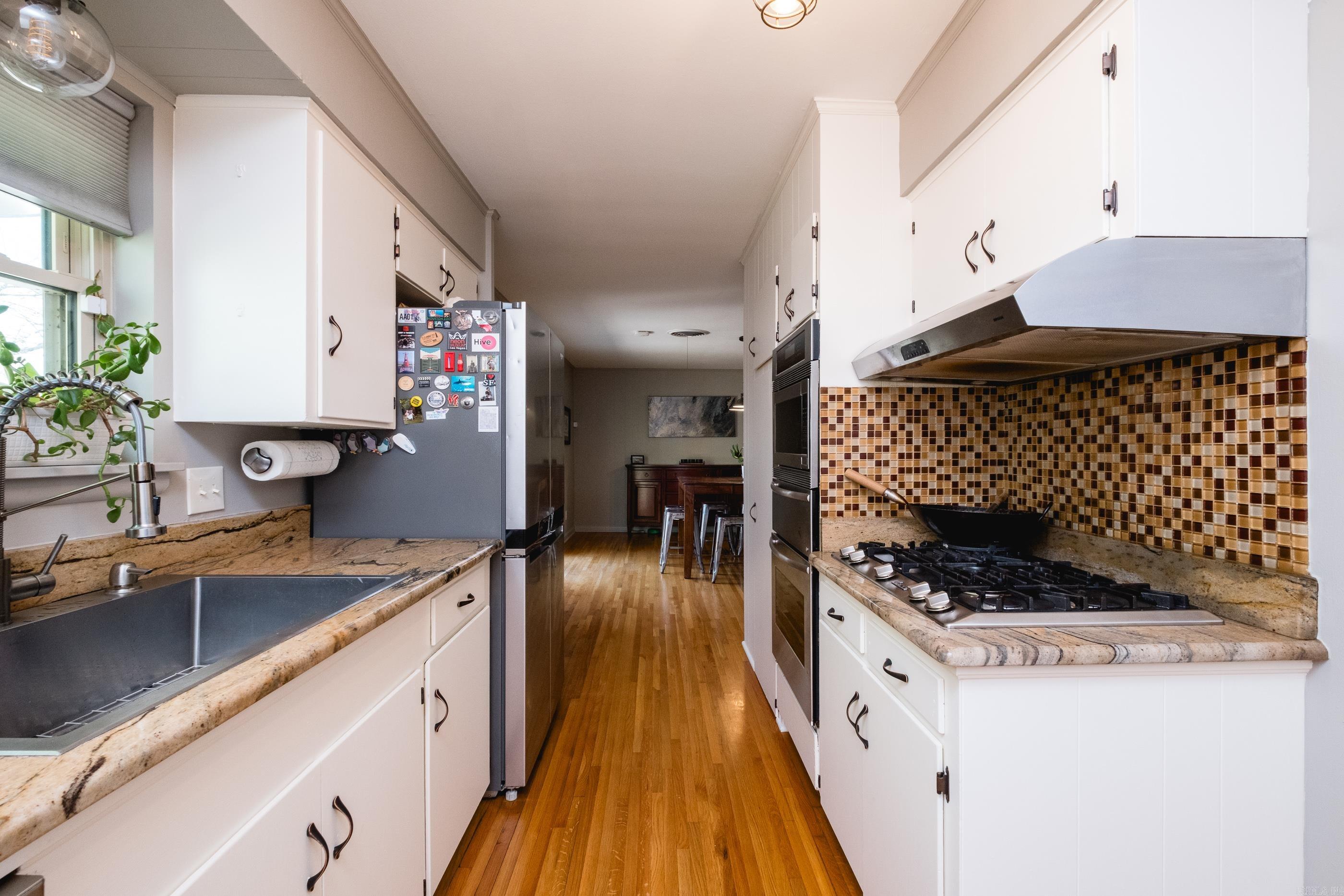 BROOK HOLLOW ADDN - Residential