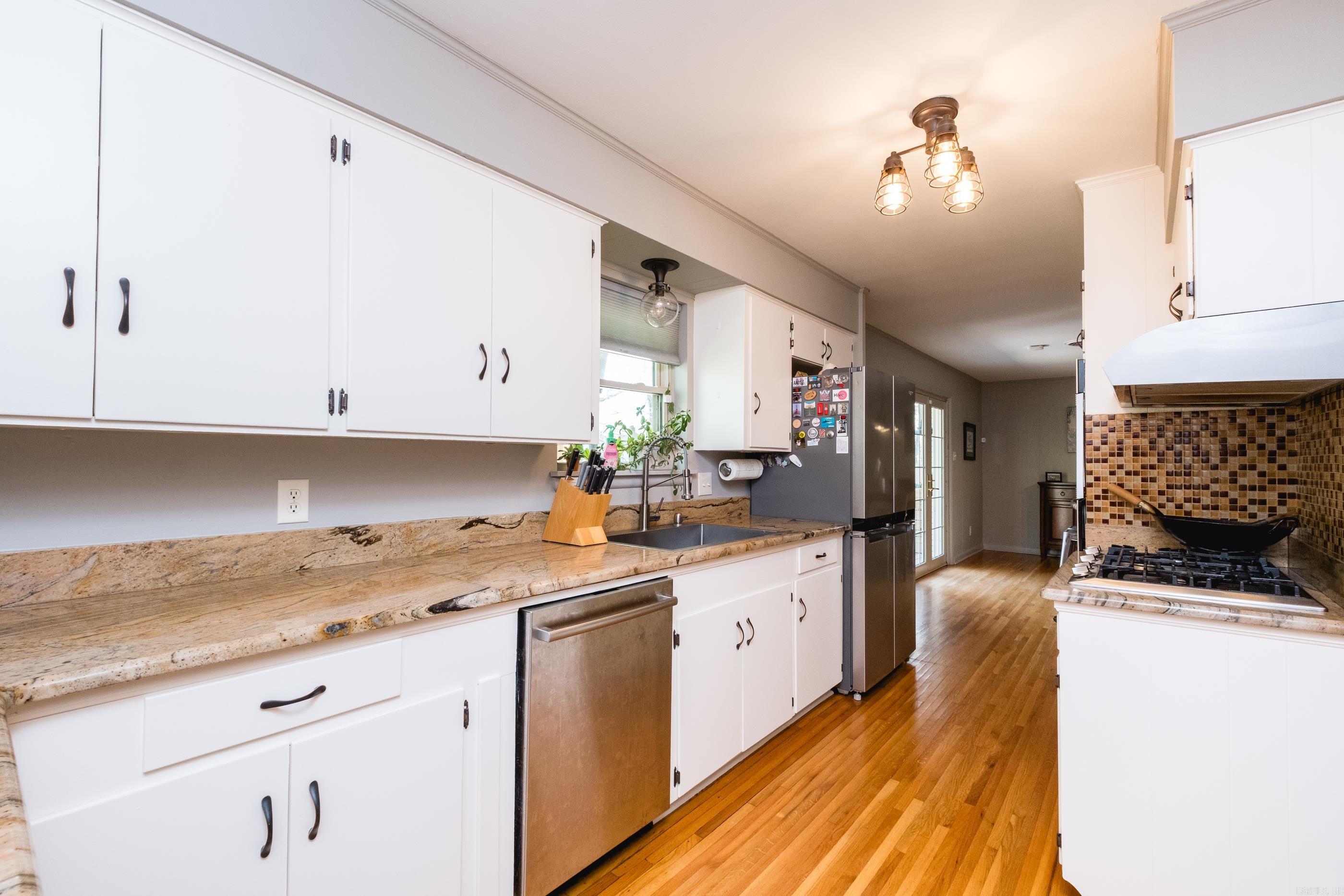 BROOK HOLLOW ADDN - Residential