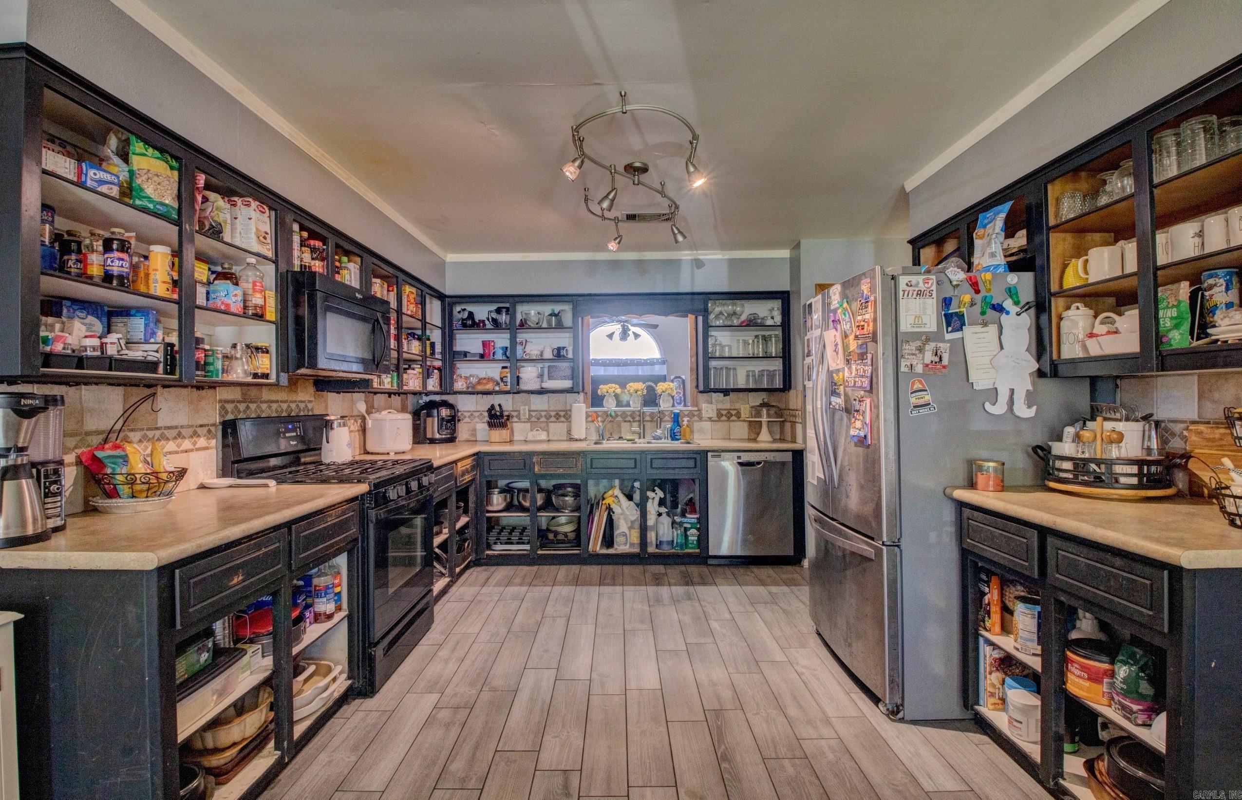 FOXWOOD J - Residential