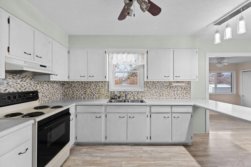 DIXIE DALE EST - Residential