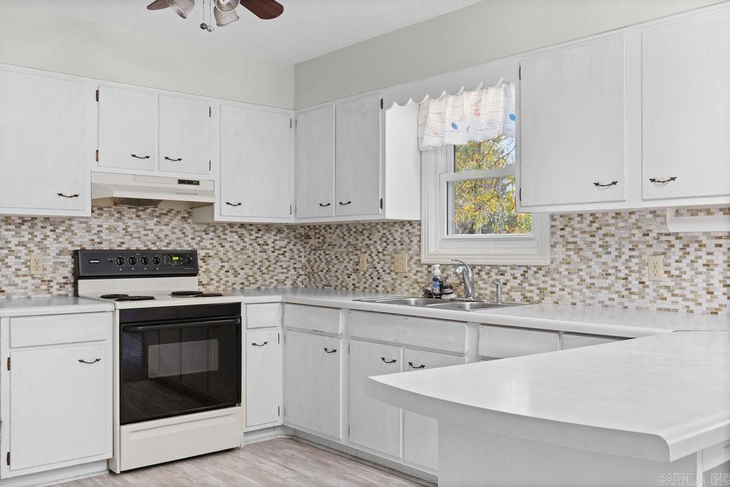 DIXIE DALE EST - Residential