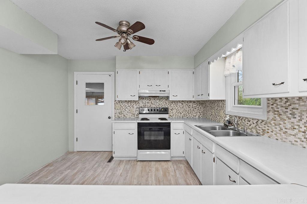 DIXIE DALE EST - Residential