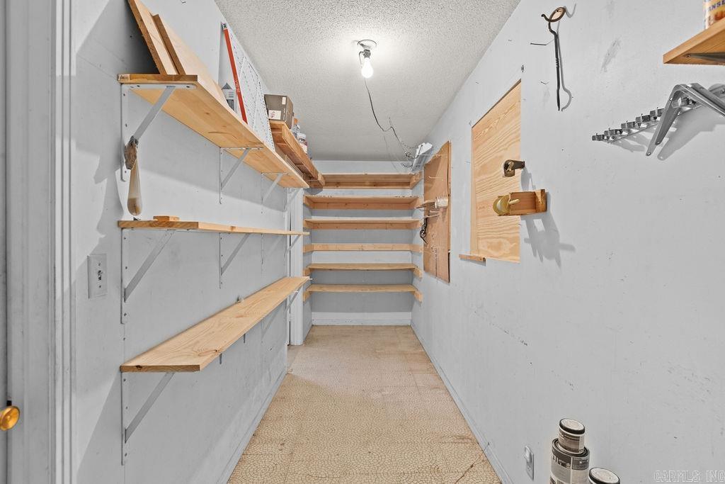 DIXIE DALE EST - Residential