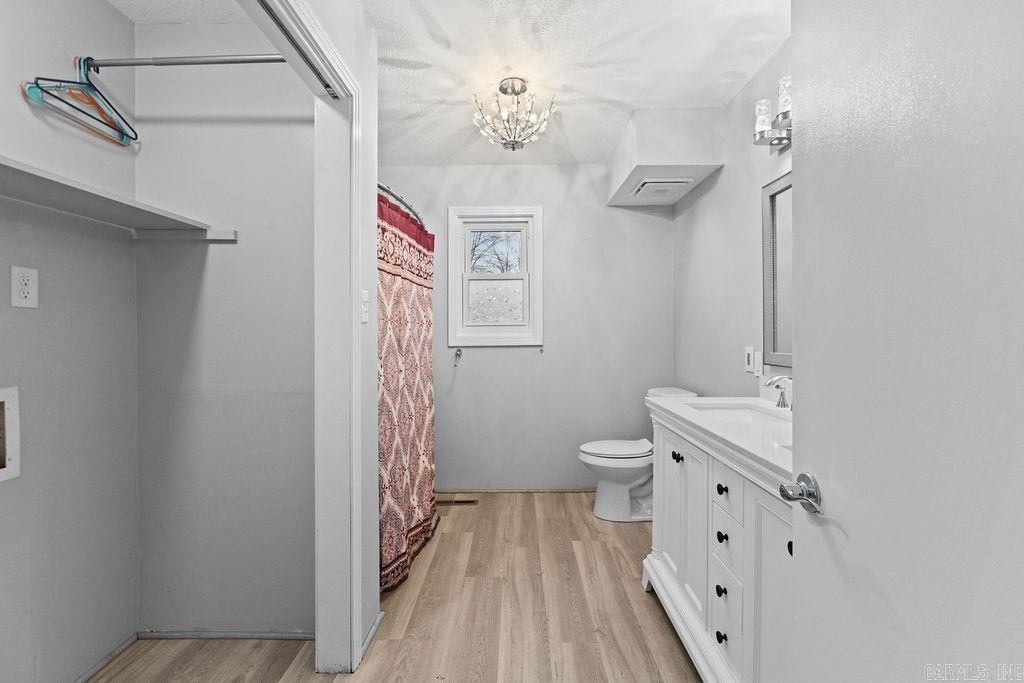 DIXIE DALE EST - Residential