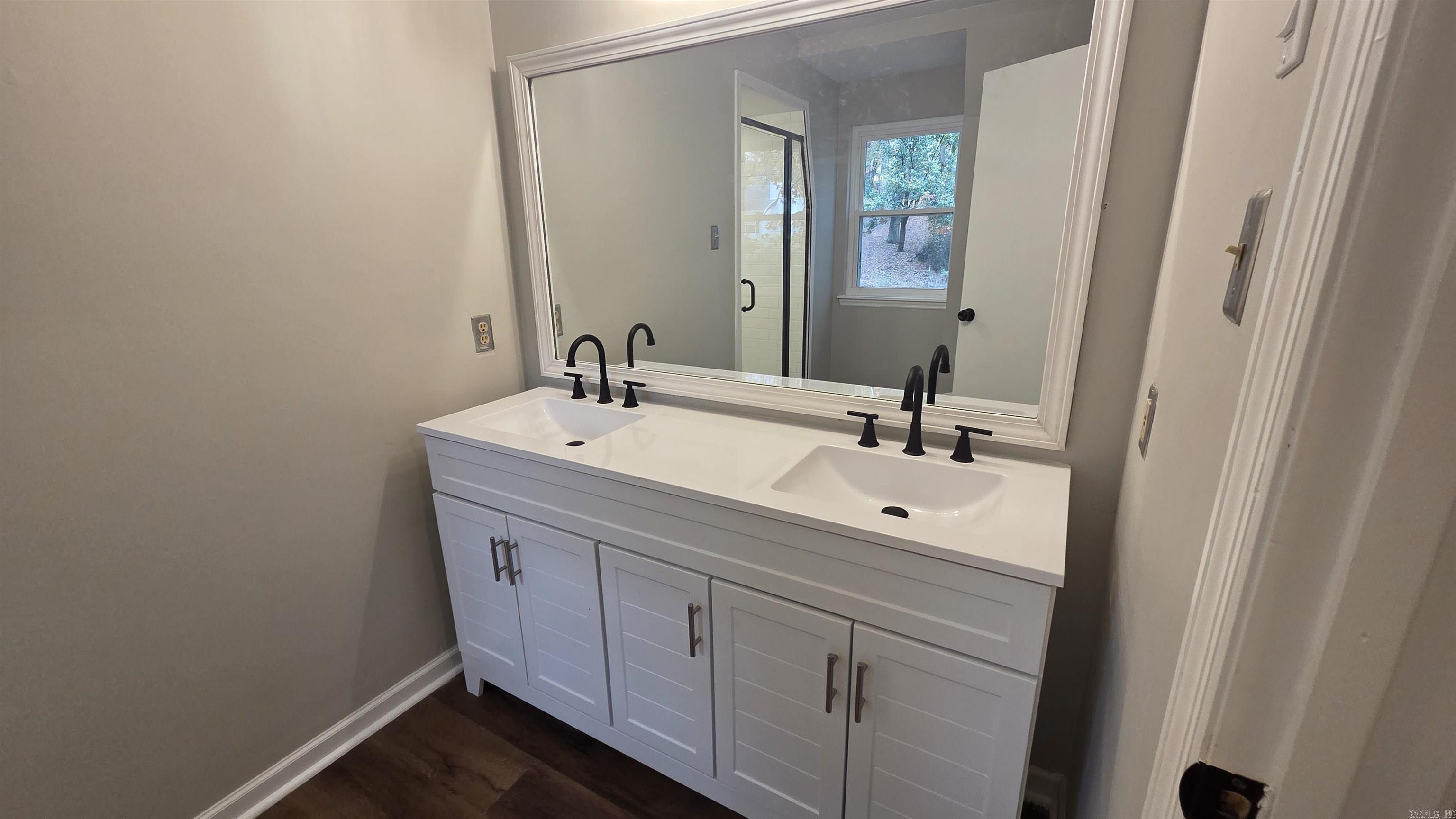 BLOOMFIELD HILLS - Residential