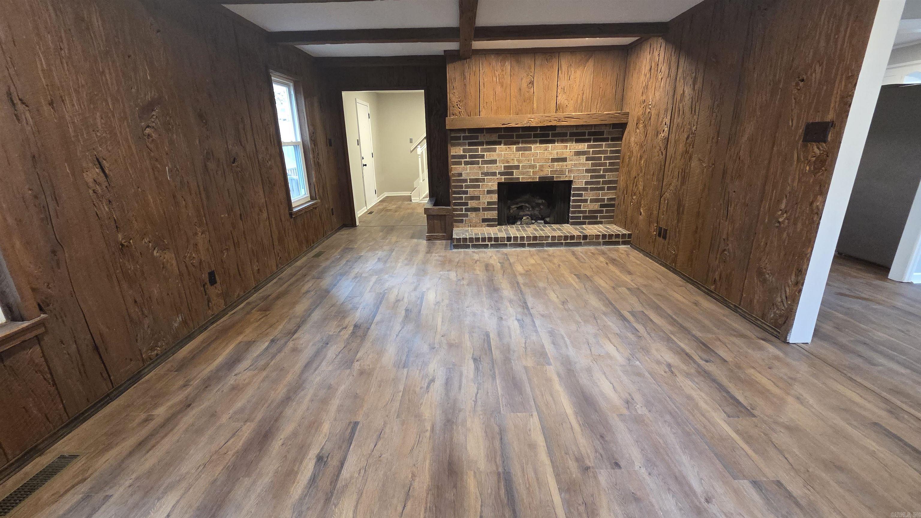 BLOOMFIELD HILLS - Residential