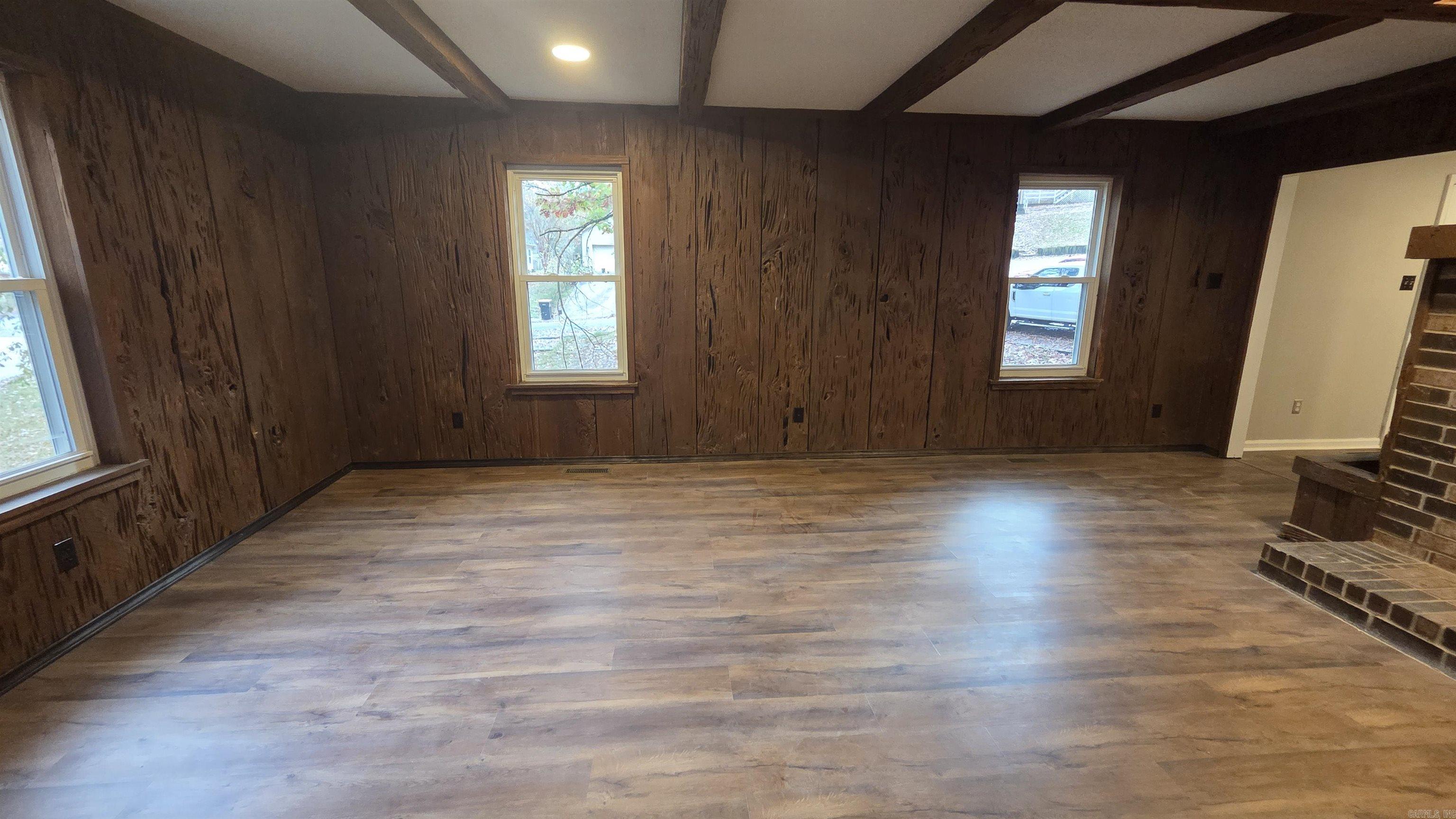 BLOOMFIELD HILLS - Residential