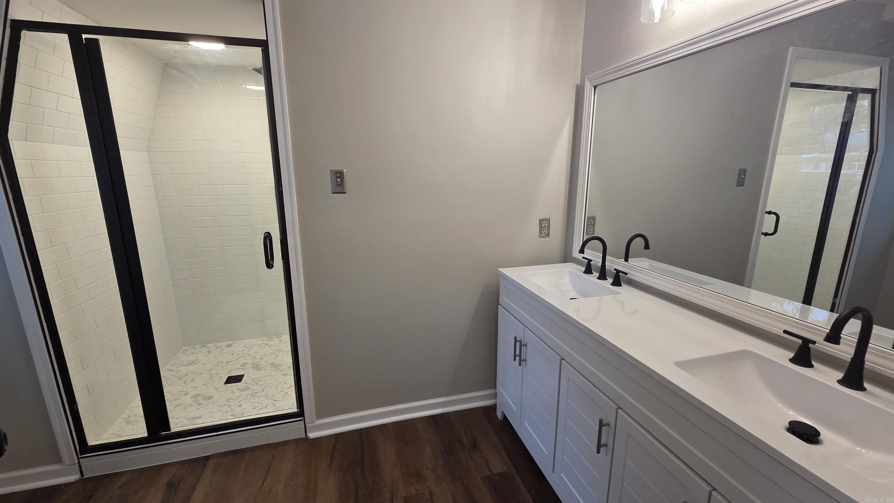 BLOOMFIELD HILLS - Residential