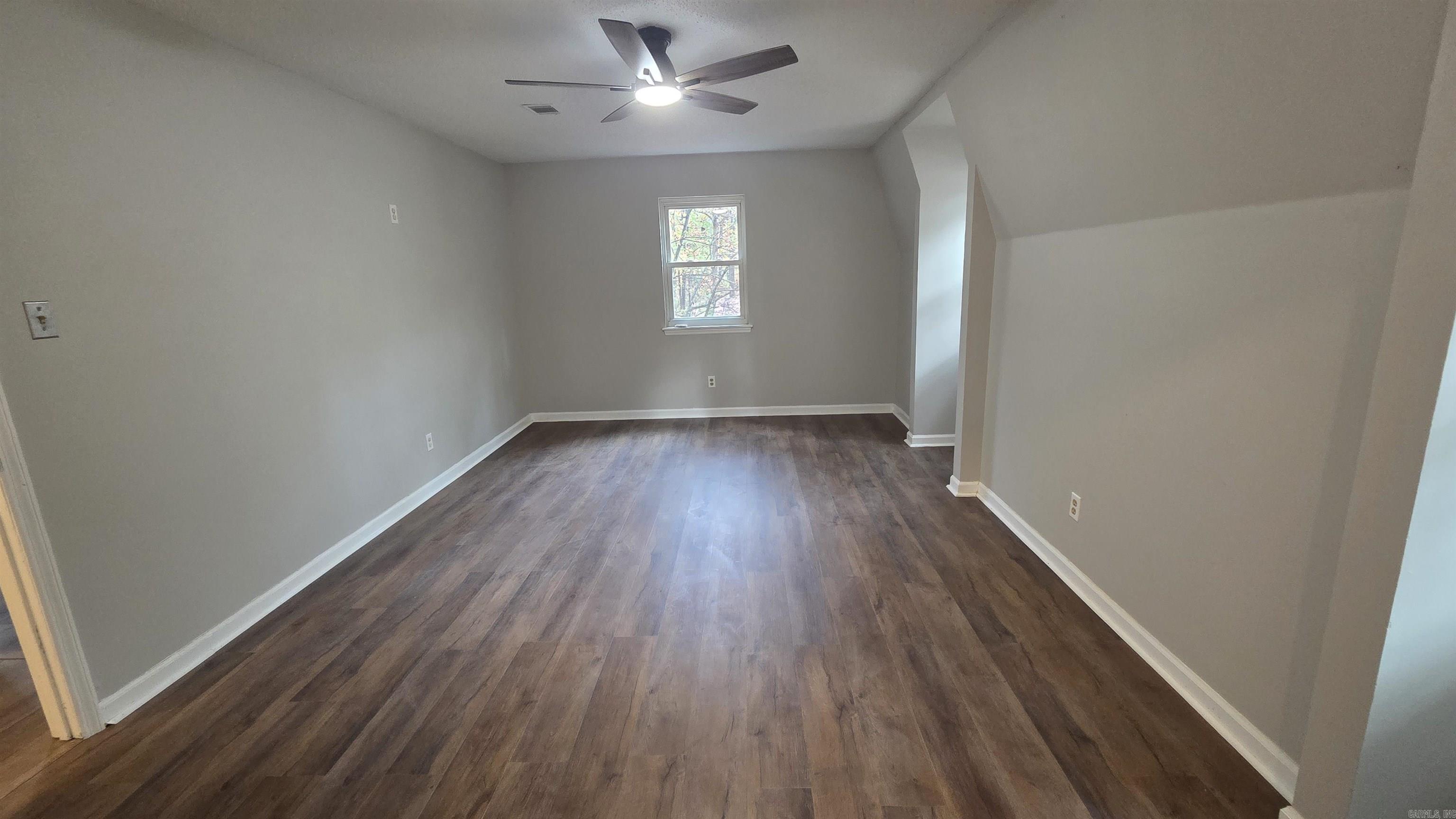 BLOOMFIELD HILLS - Residential