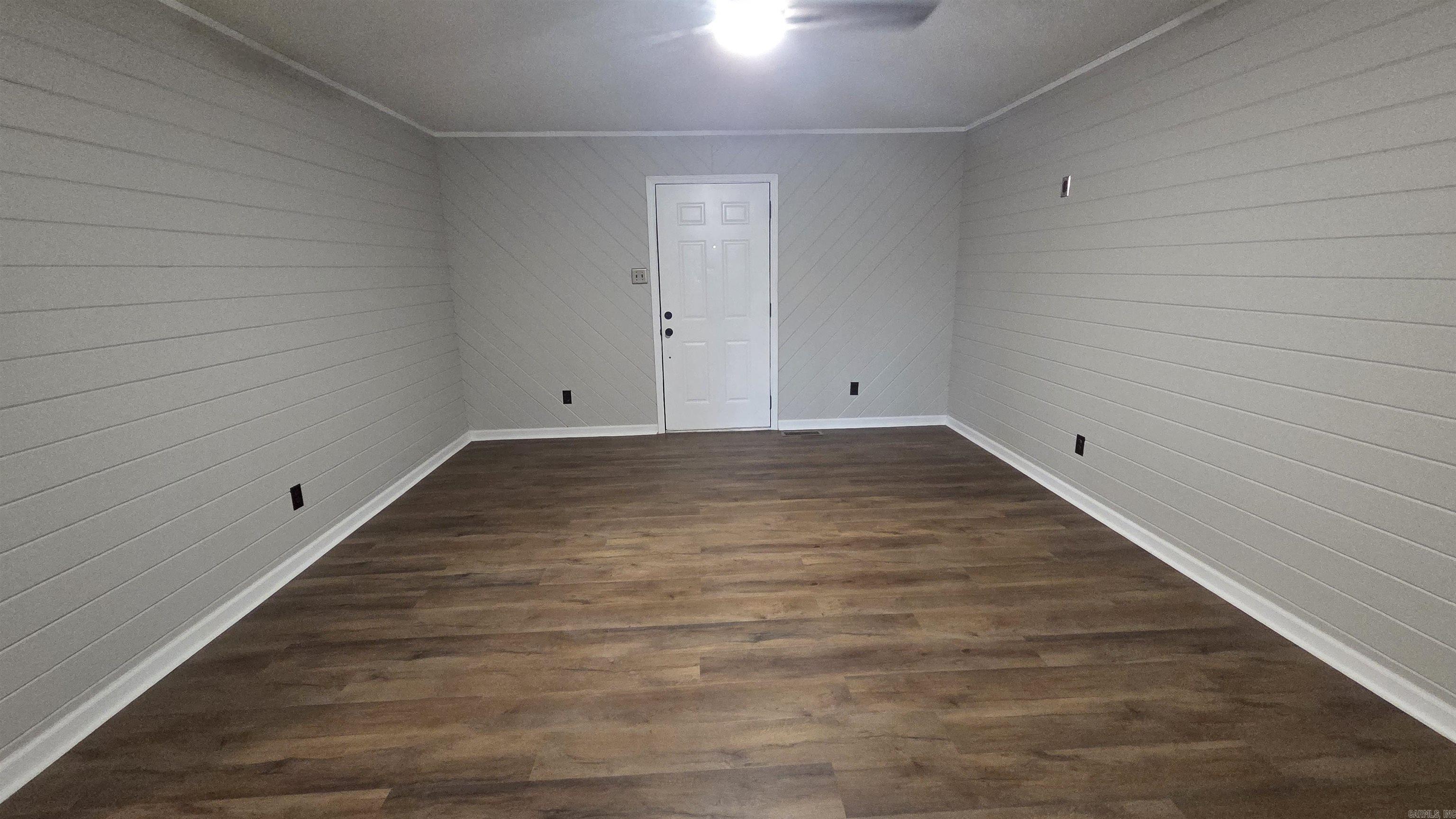 BLOOMFIELD HILLS - Residential