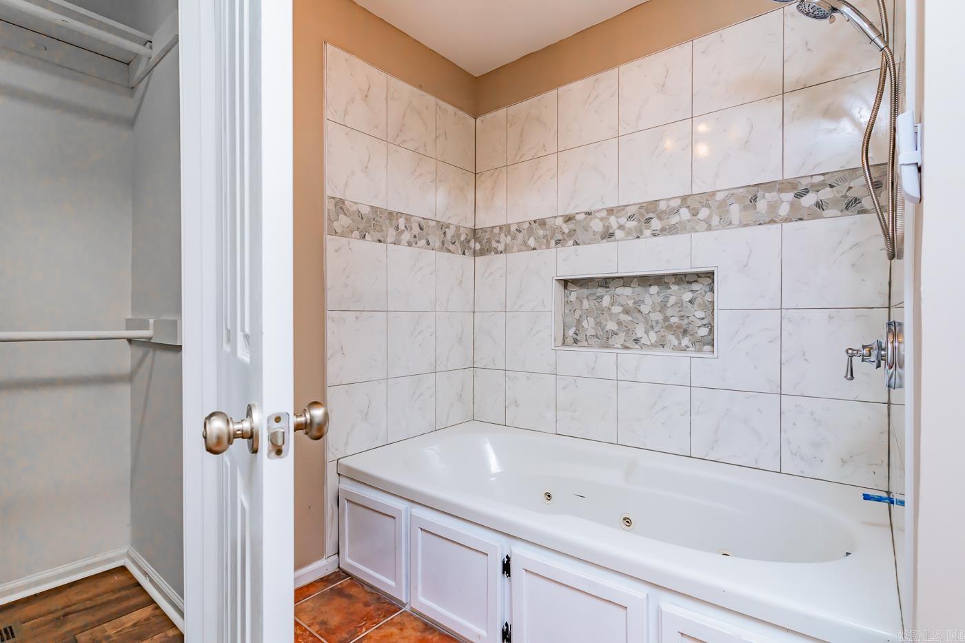 HOLLYWOOD ADDN - Residential