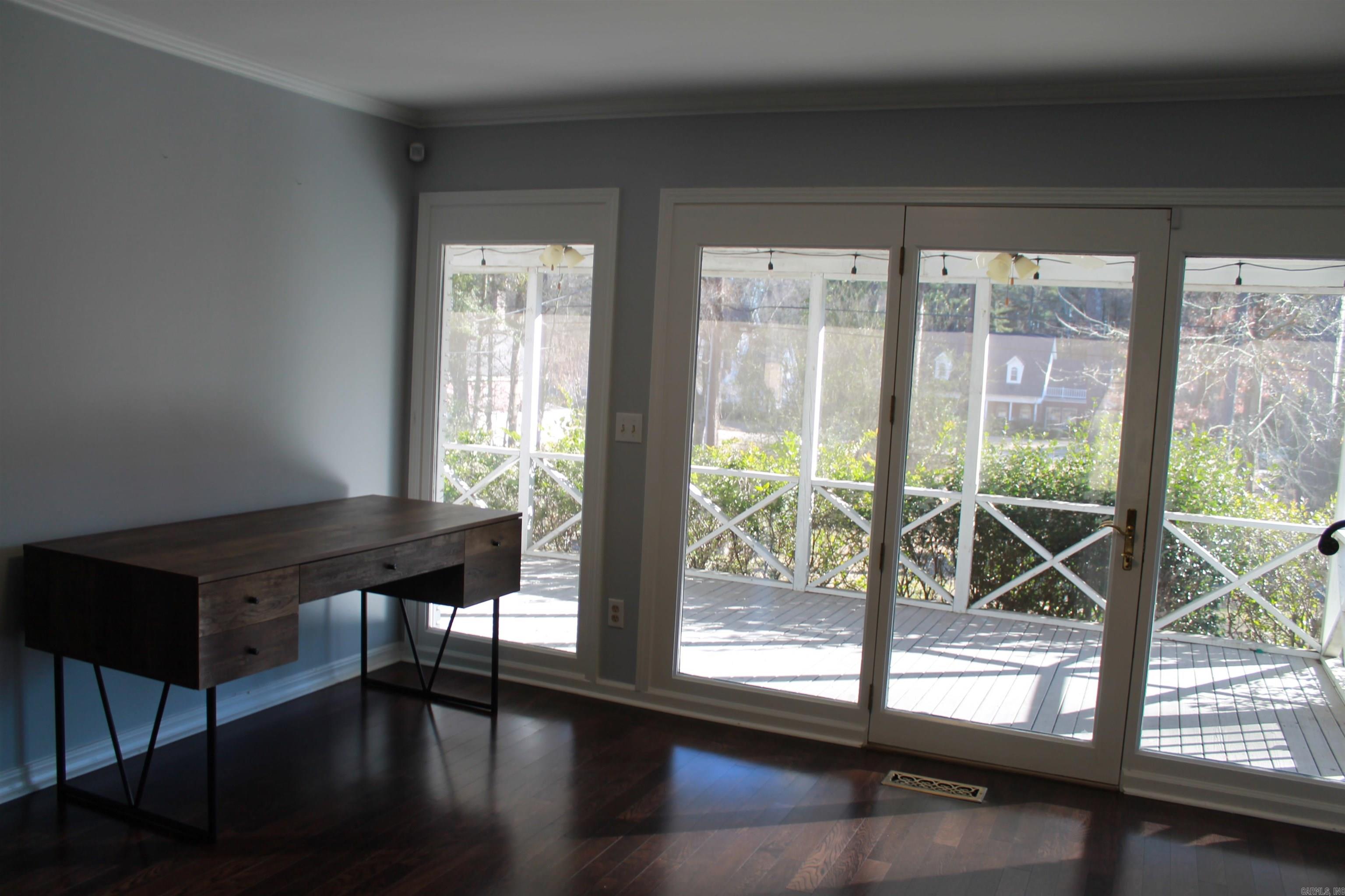 Thompson Heights - Residential