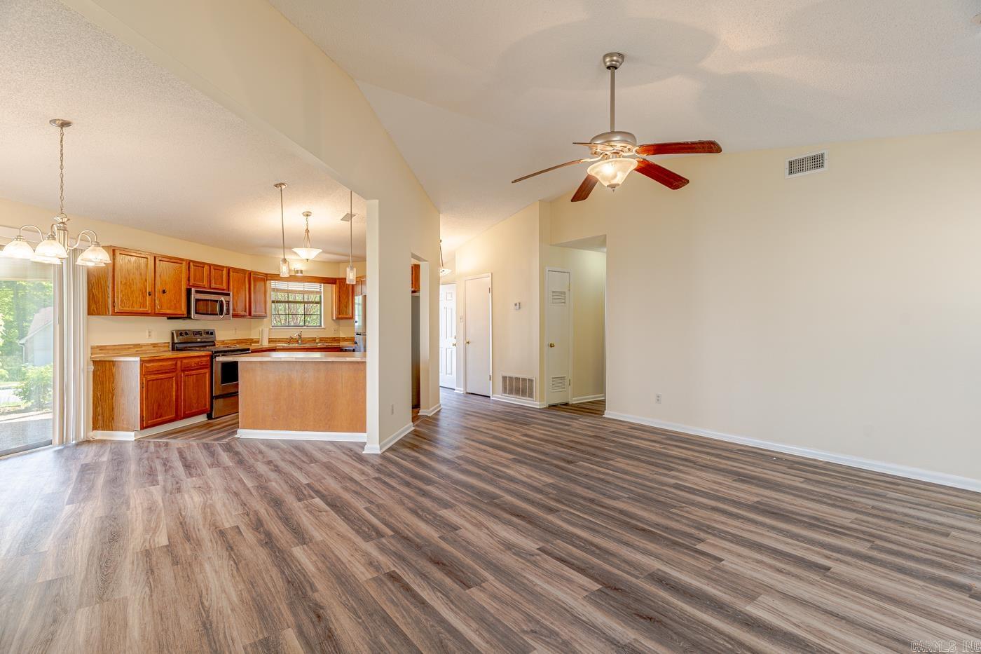 OTTER CREEK COMMUNITY - Residential