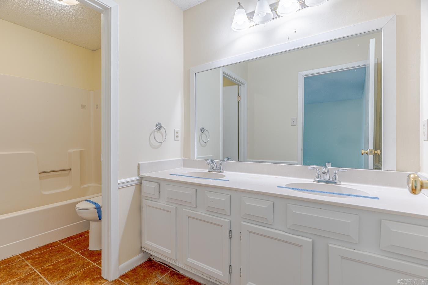 OTTER CREEK COMMUNITY - Residential