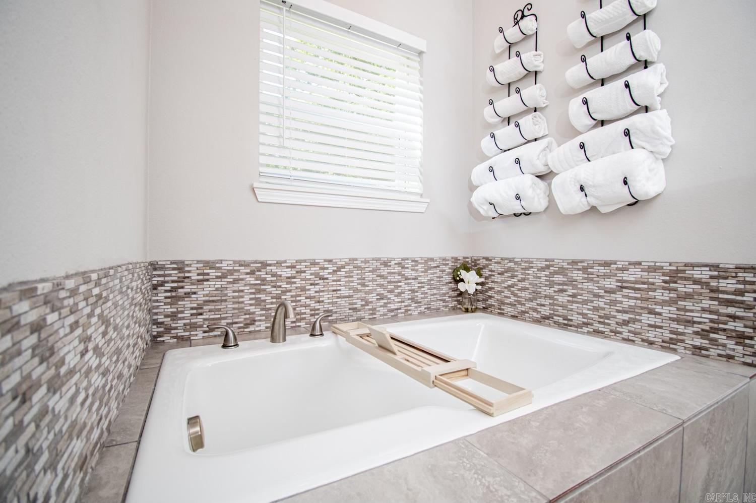 Towne Oaks - Residential