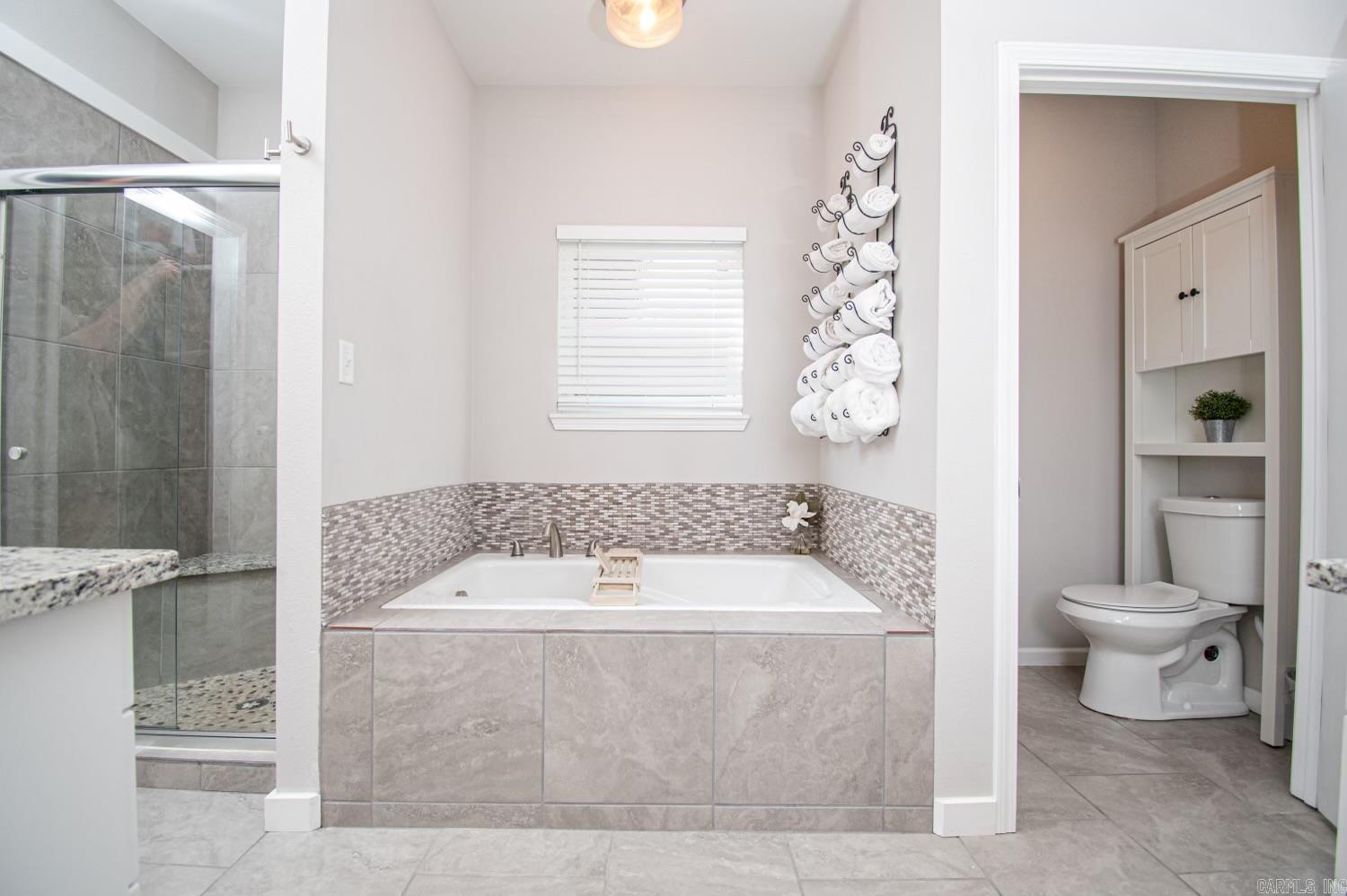 Towne Oaks - Residential