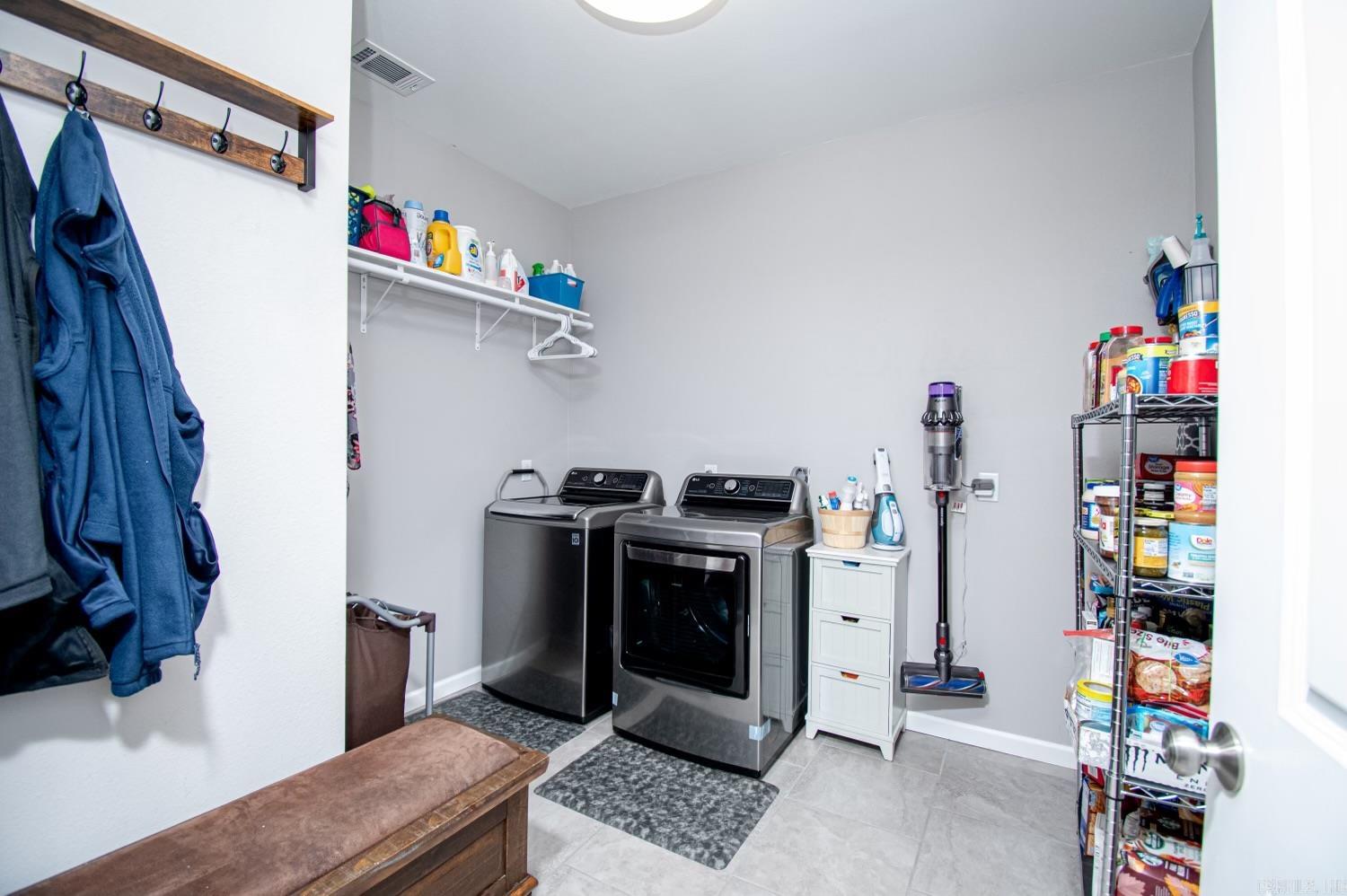 Towne Oaks - Residential