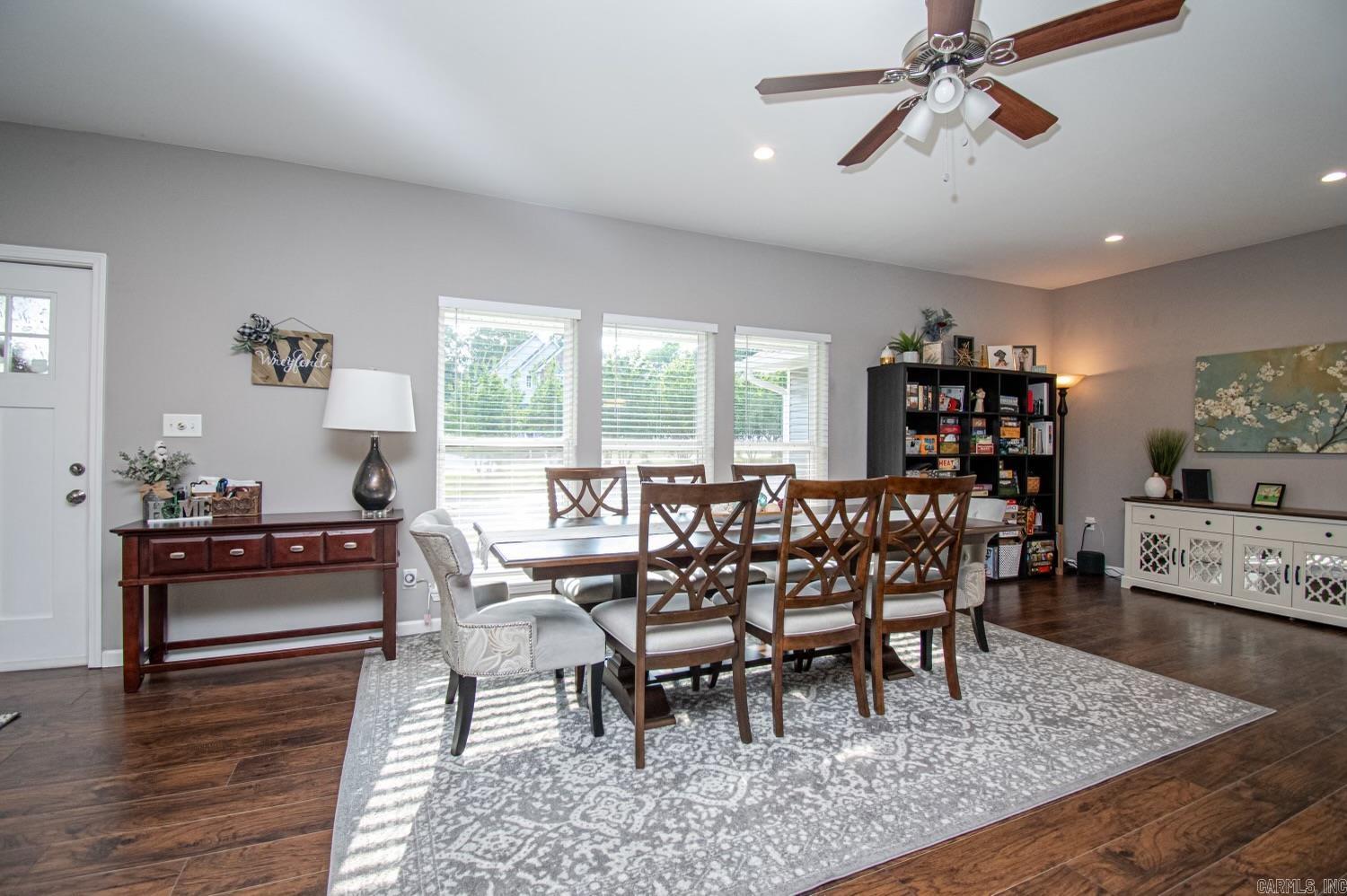 Towne Oaks - Residential