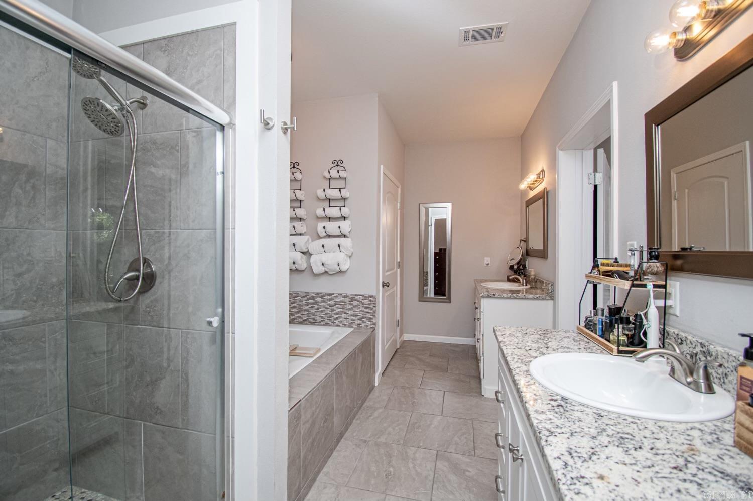 Towne Oaks - Residential