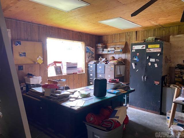 Metes & Bounds - Commercial Sale