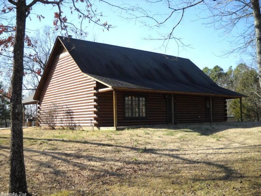 Log House, Metal garage/shop and 240 ac beautiful mountain retreat.