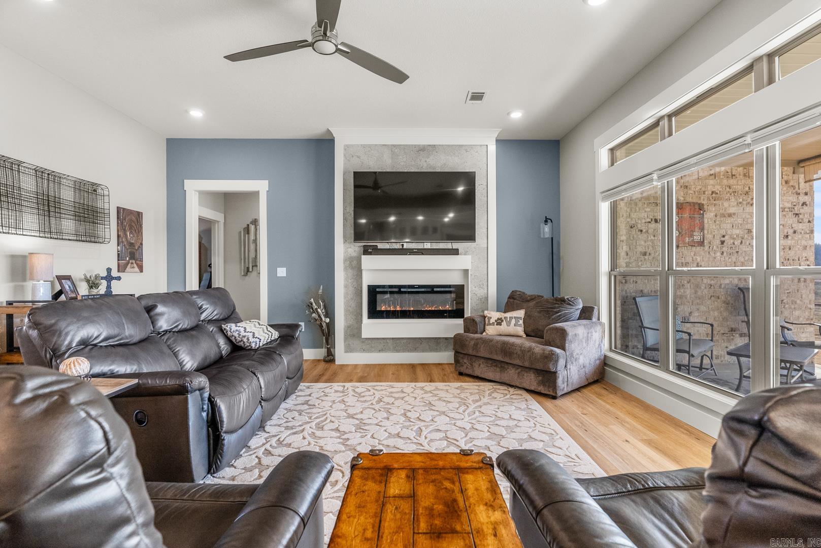 REPUBLICAN VALLEY ESTATES - Residential