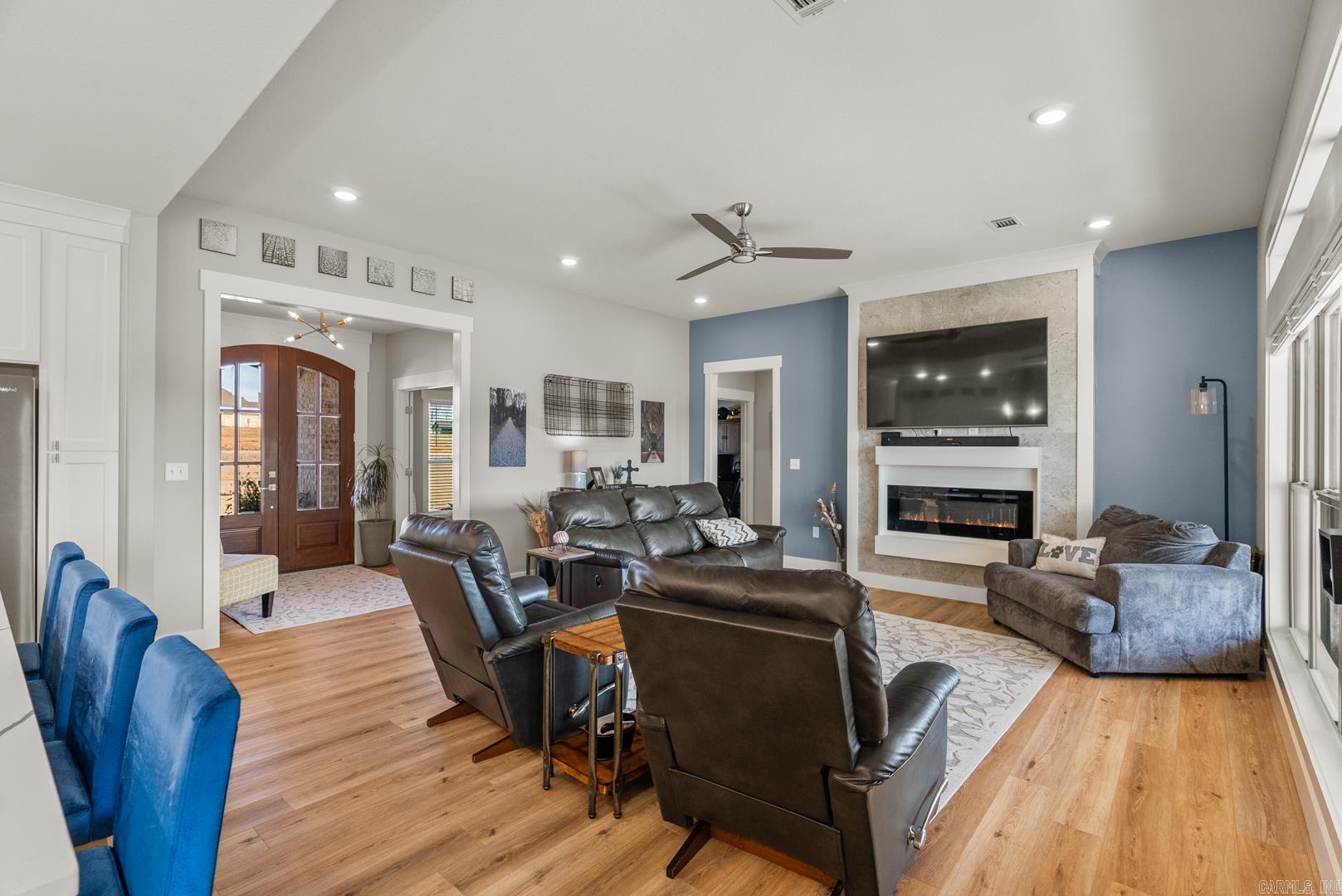 REPUBLICAN VALLEY ESTATES - Residential