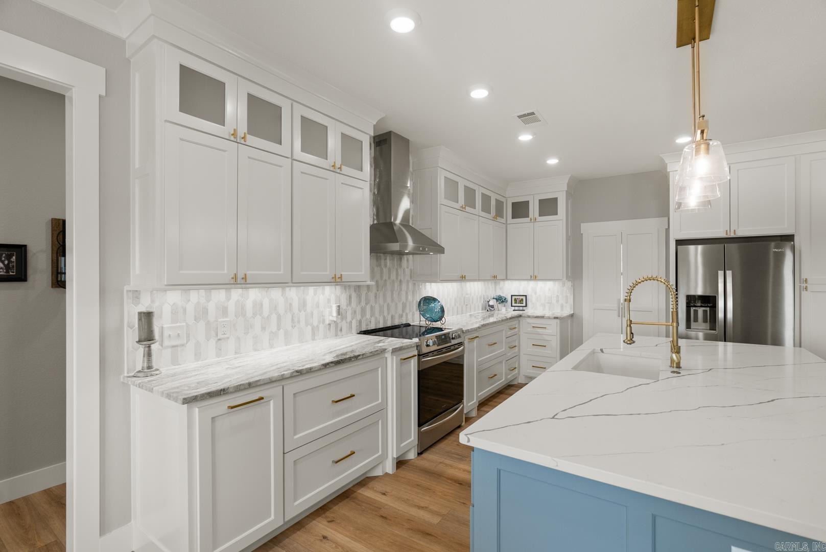 REPUBLICAN VALLEY ESTATES - Residential