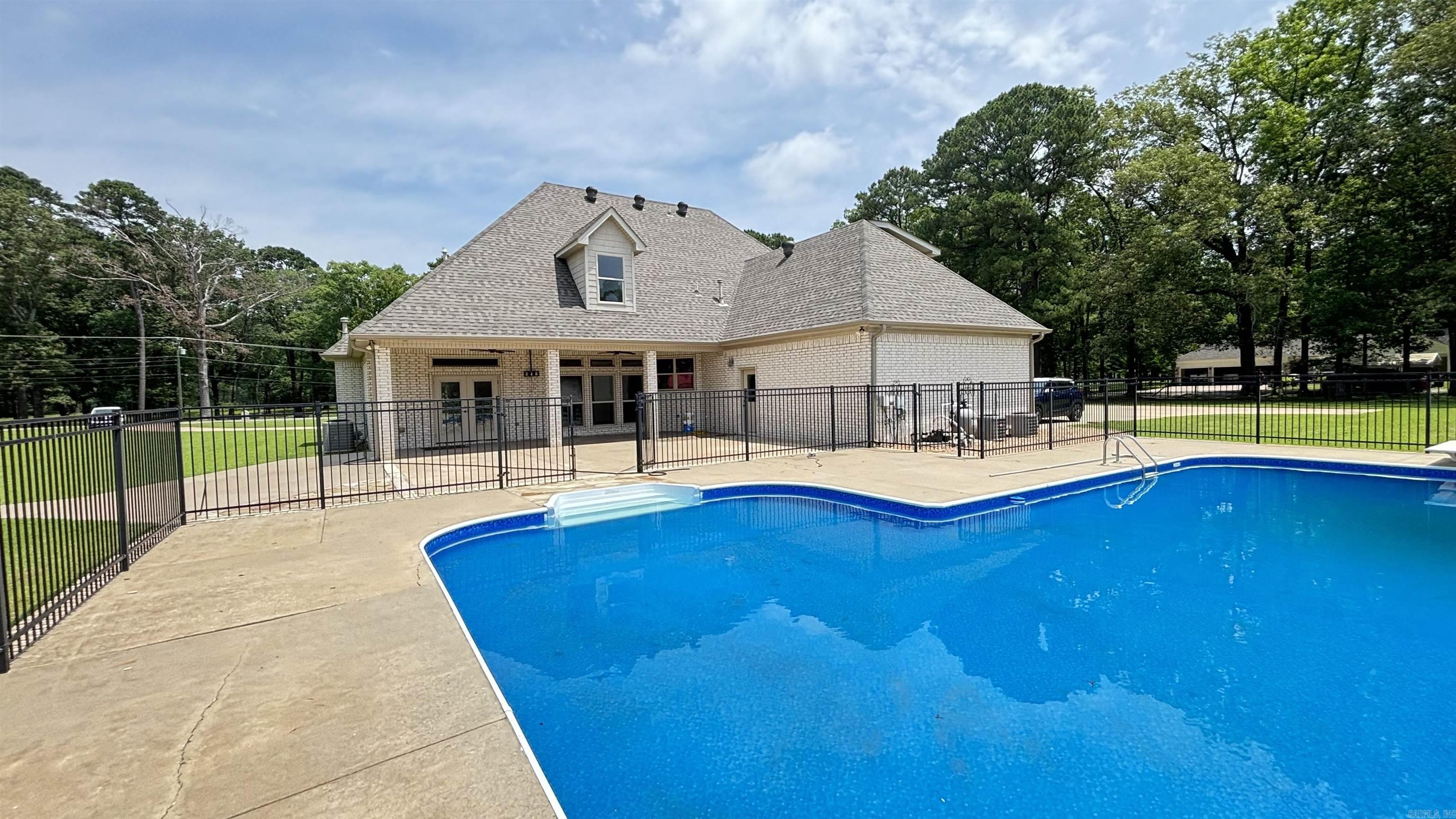 RM & B - Residential