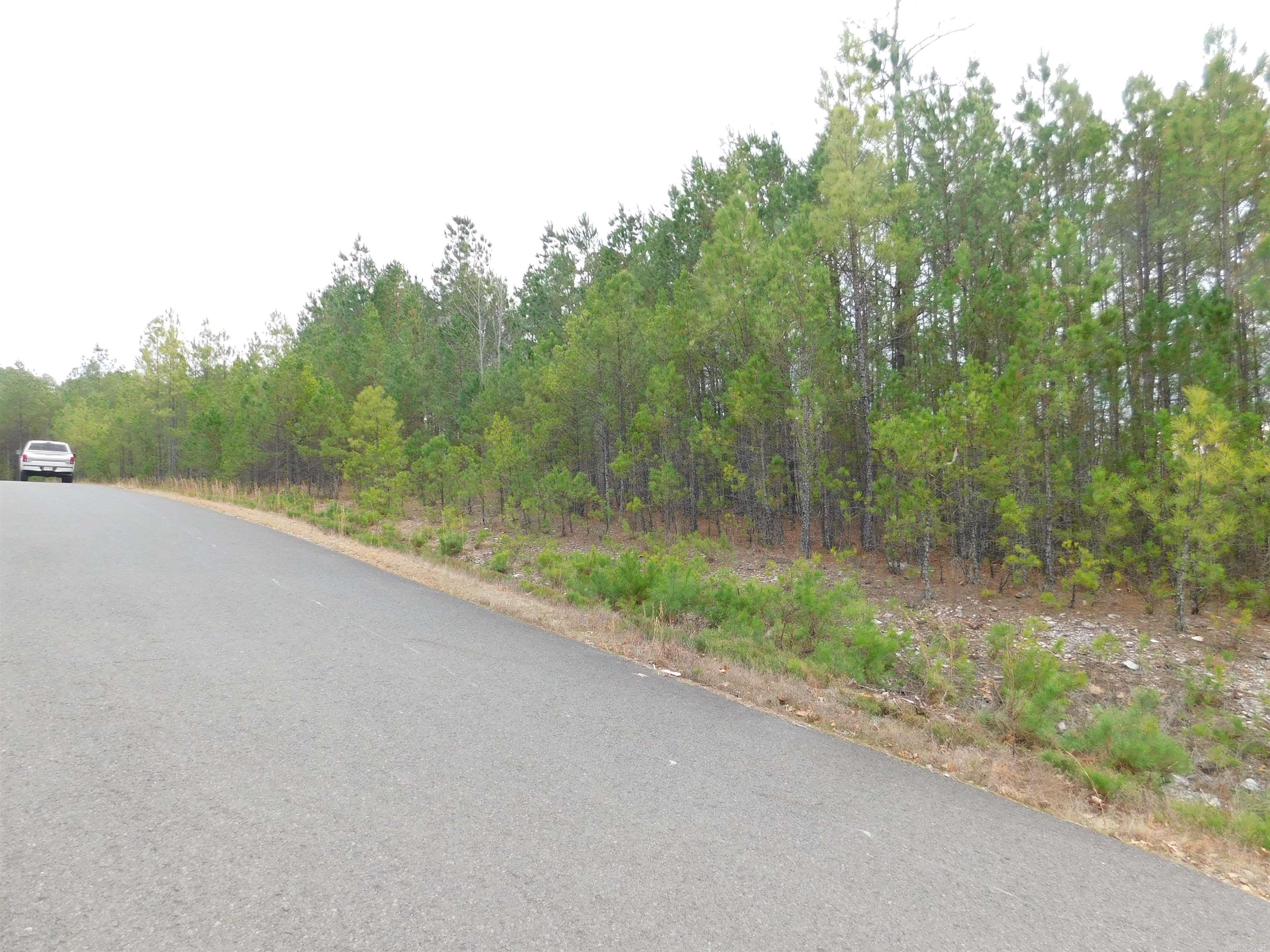 EXCELLENT LOCATION...CLOSE TO THE GRANADA GOLF COURSE AND PRO SHOP...CALL TODAY FOR MORE DETAILS...