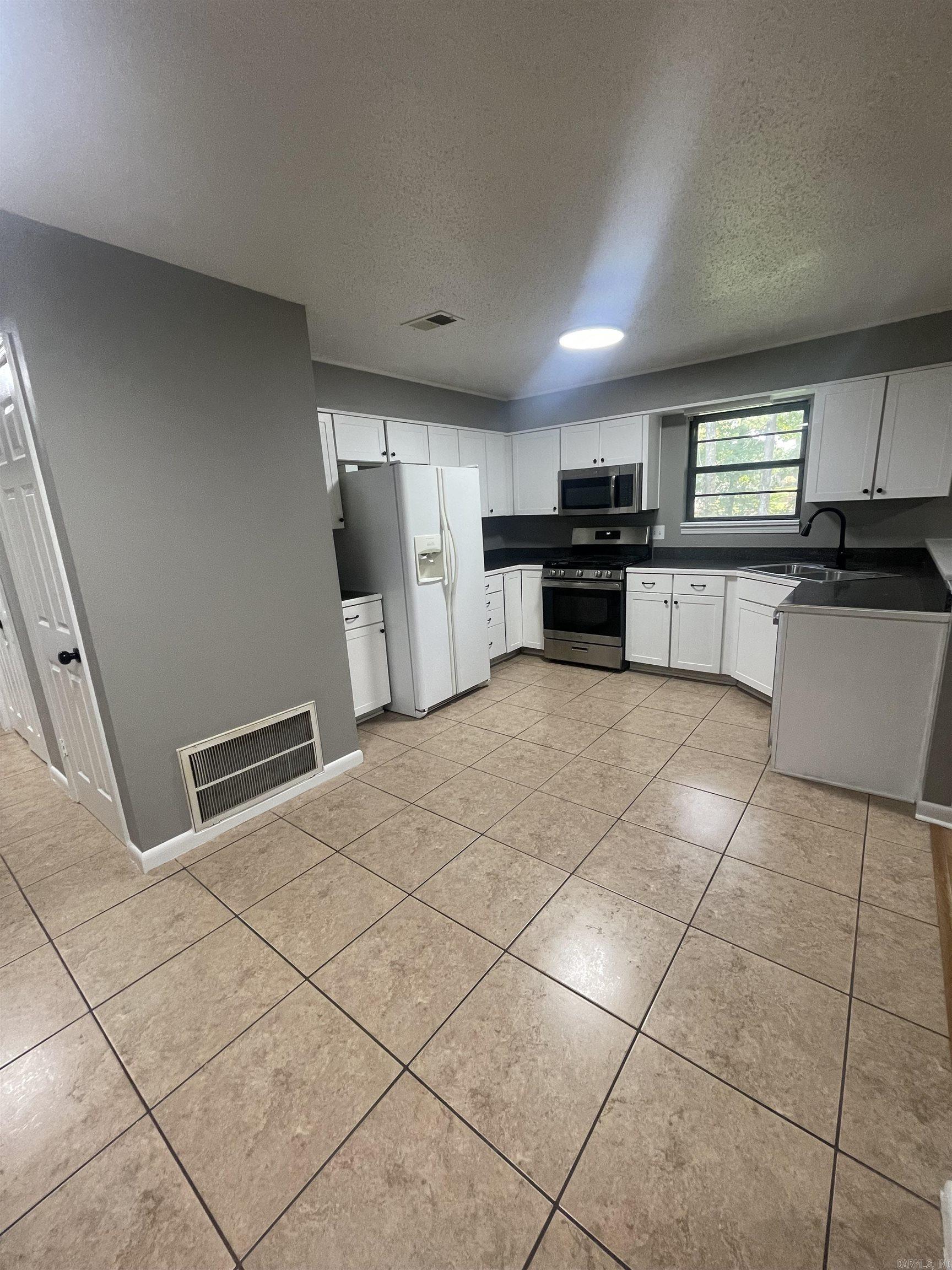 YORKWOOD - Residential