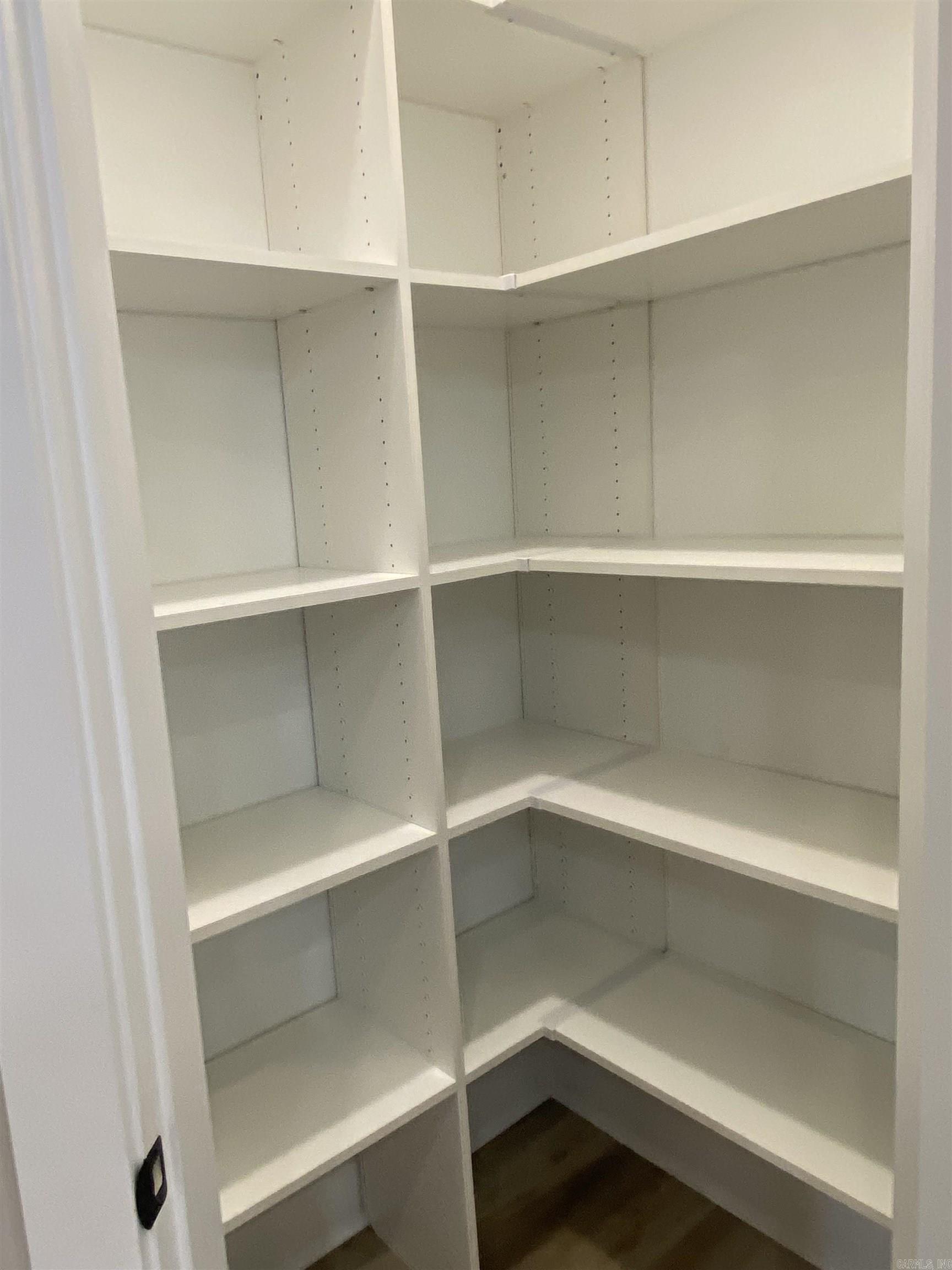 Sarah Crossing - Residential