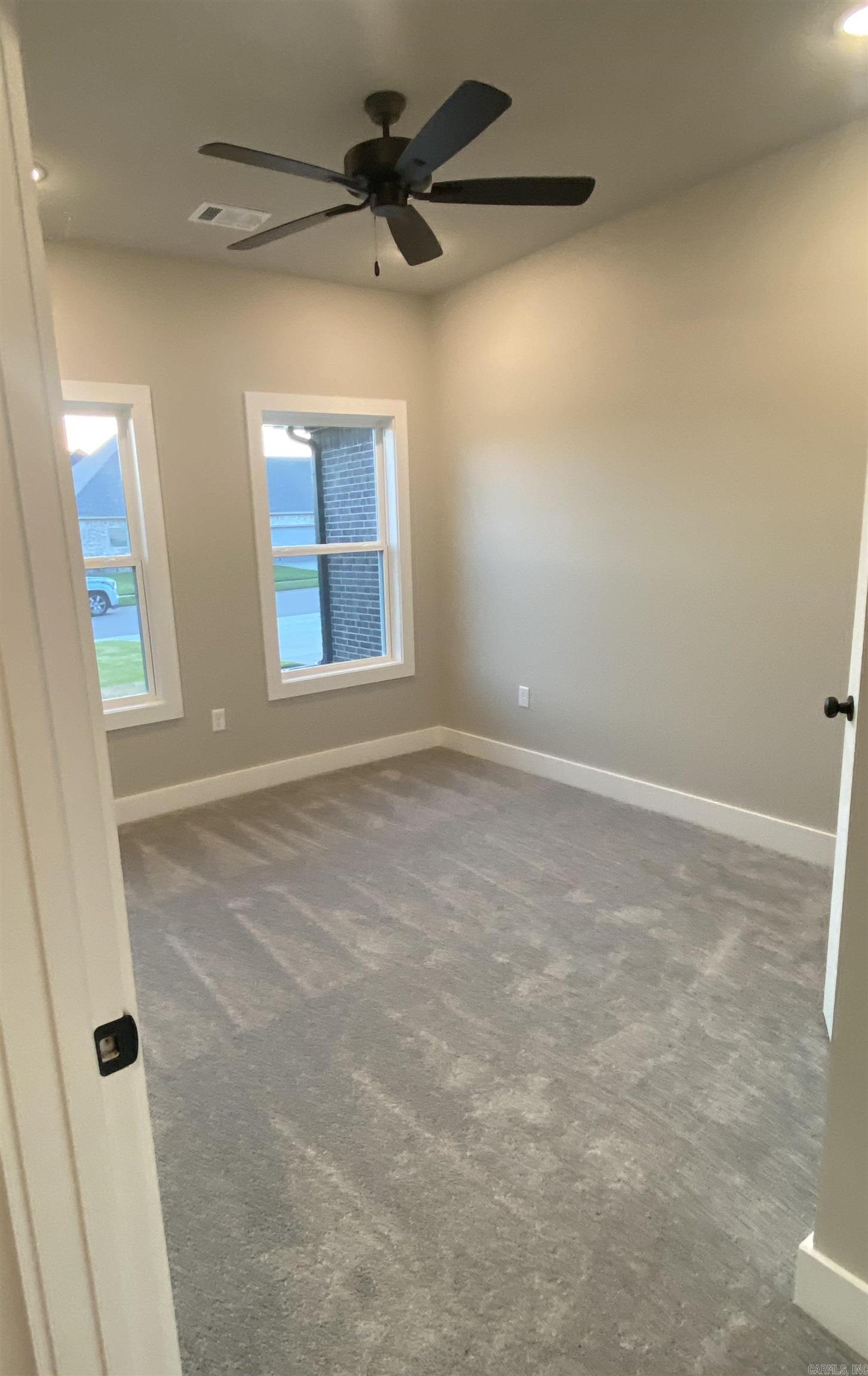 Sarah Crossing - Residential