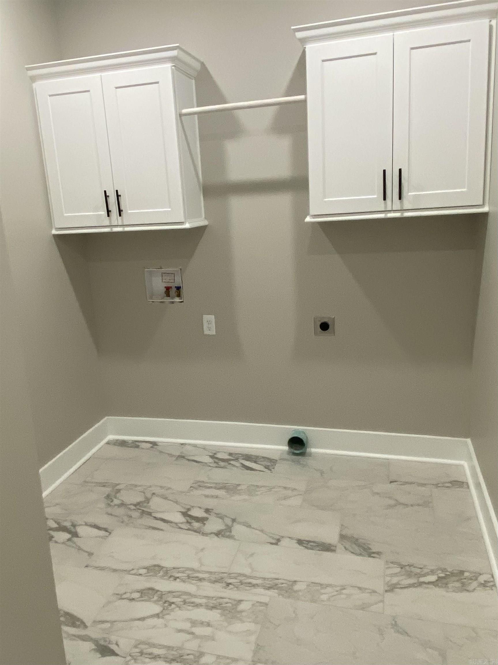 Sarah Crossing - Residential