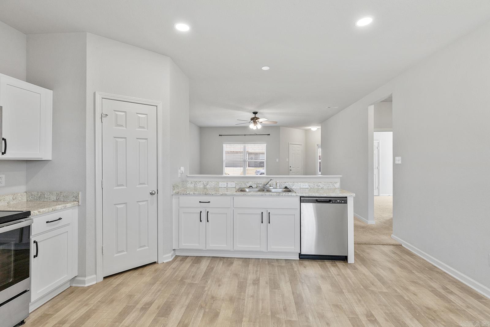 MATTHEWS MEADOWS PH 2 PUD - Residential