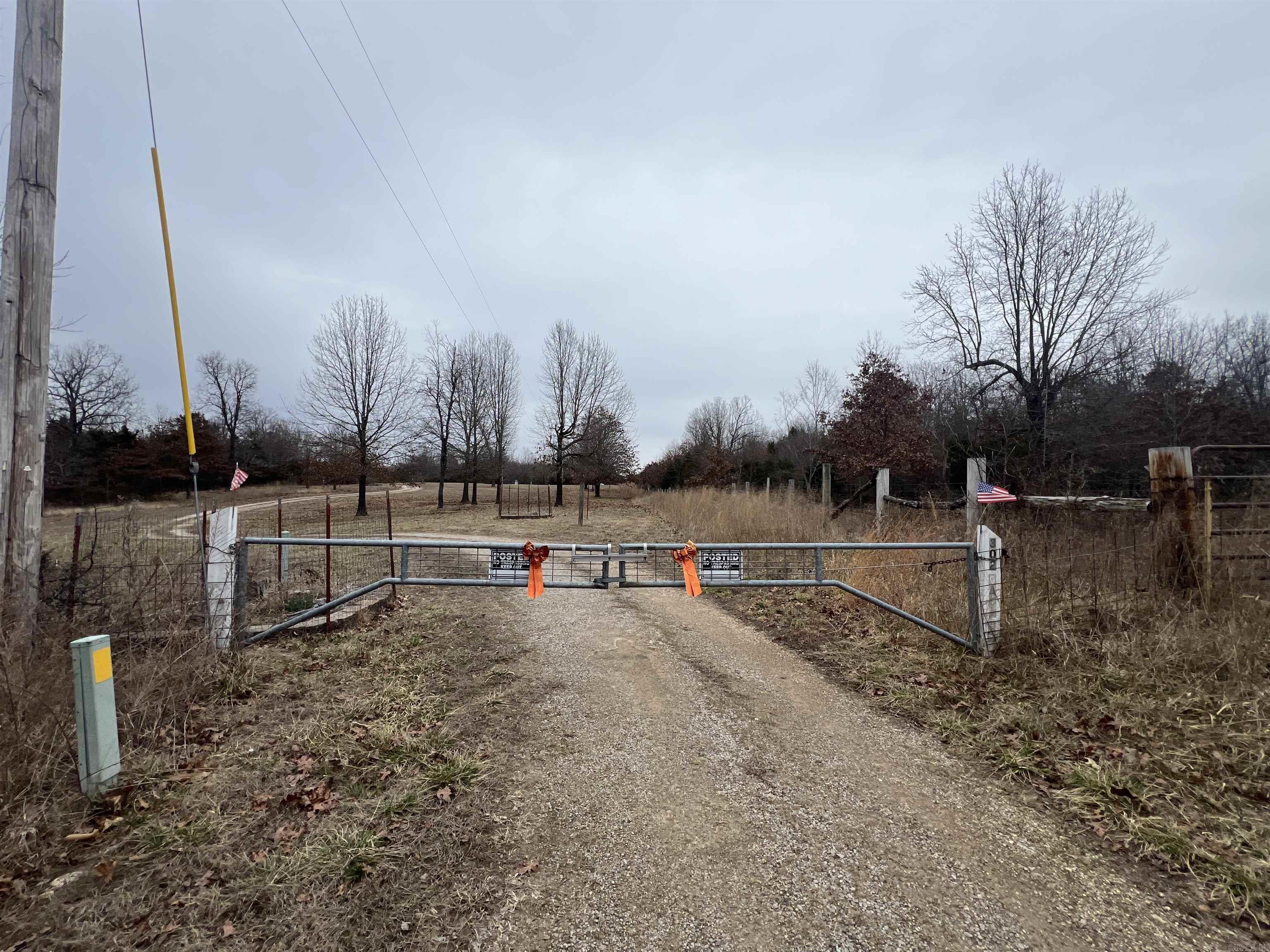 Metes & Bounds - Land