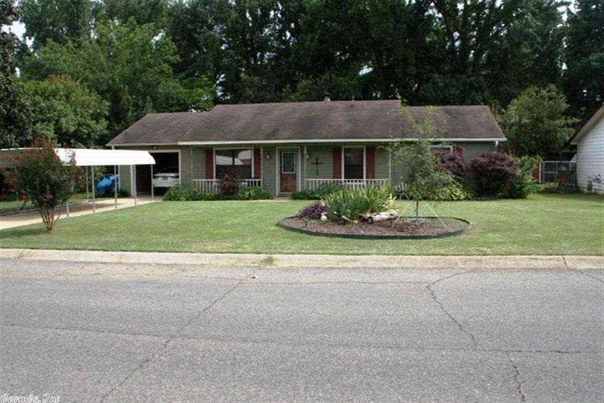 Great house just waiting for you. New granite counter tops & well maintained. Large eat-in kitchen and beautiful yard and 1 car garage and extra detached carport. Has outside storage building and also new furnace with 20 year warranty.