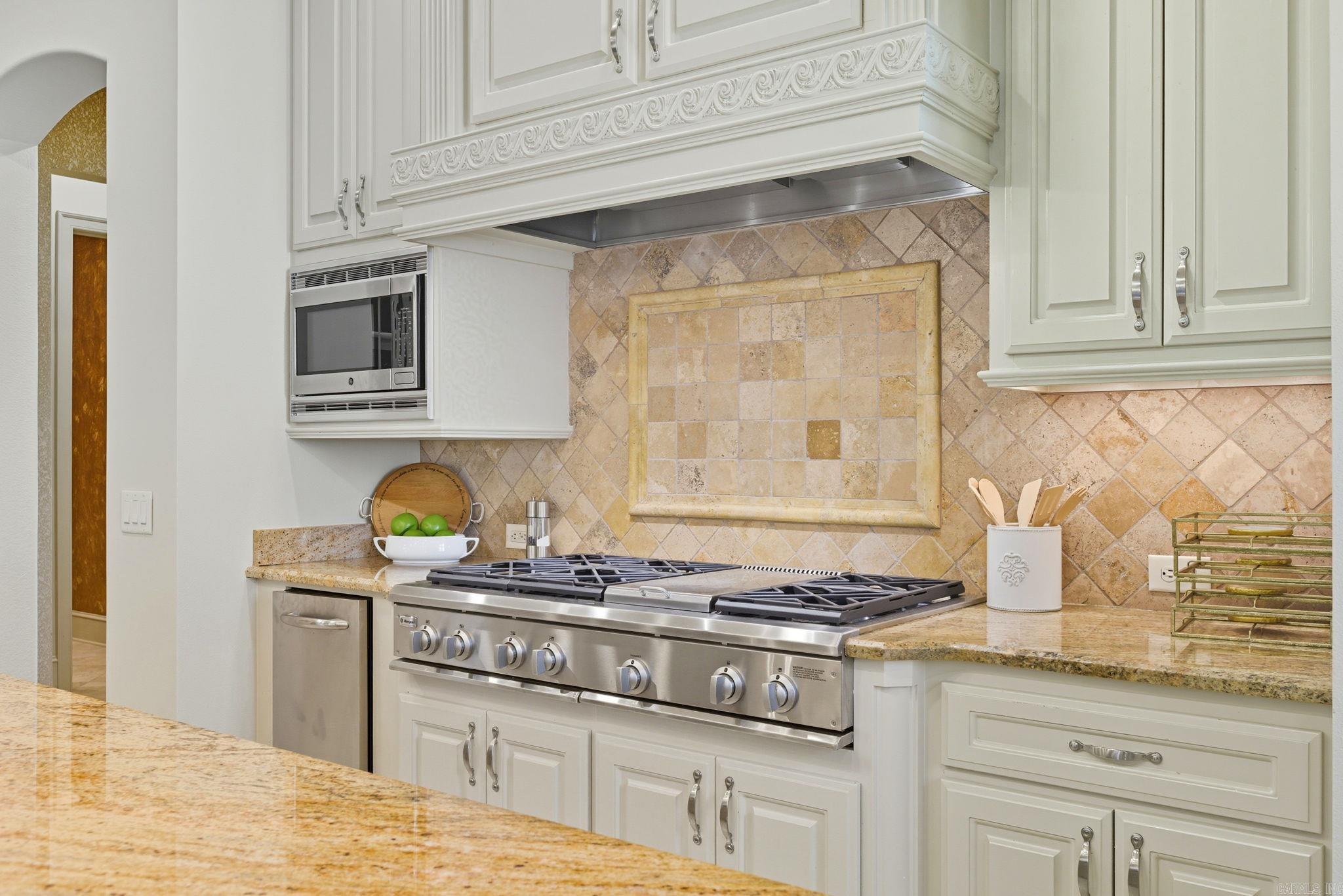 CHENAL VALLEY DEAUVILLE PLACE - Residential