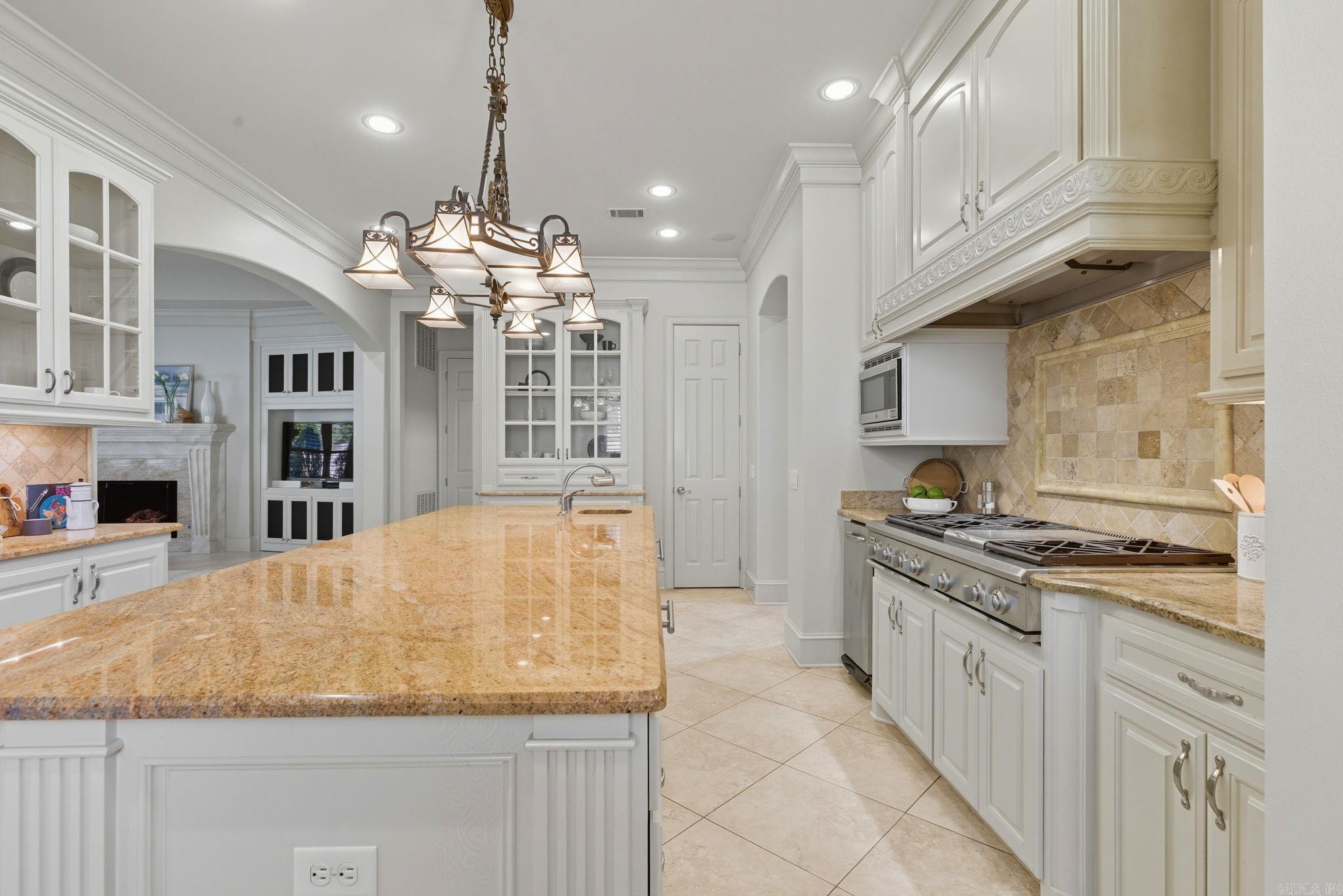 CHENAL VALLEY DEAUVILLE PLACE - Residential