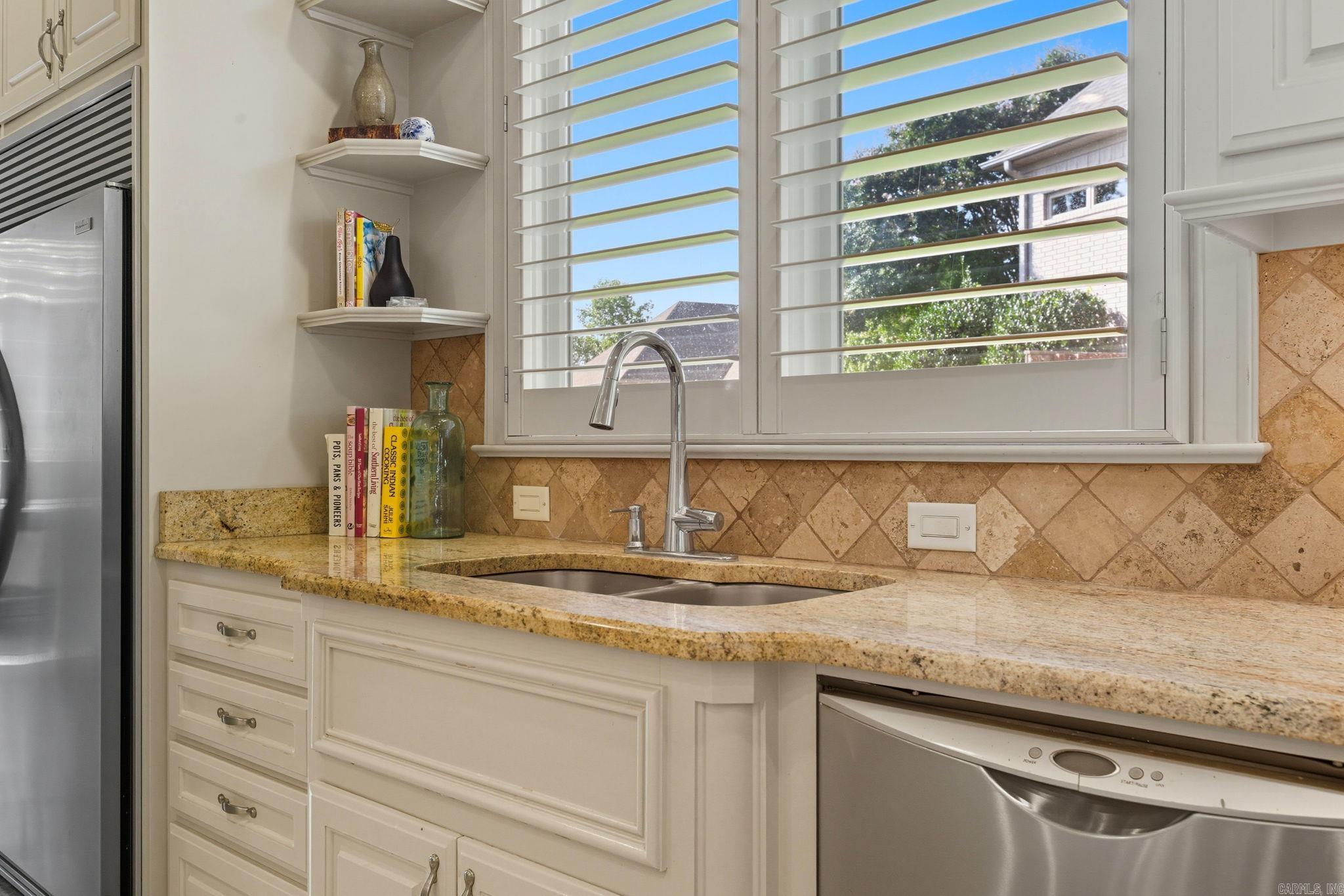 CHENAL VALLEY DEAUVILLE PLACE - Residential