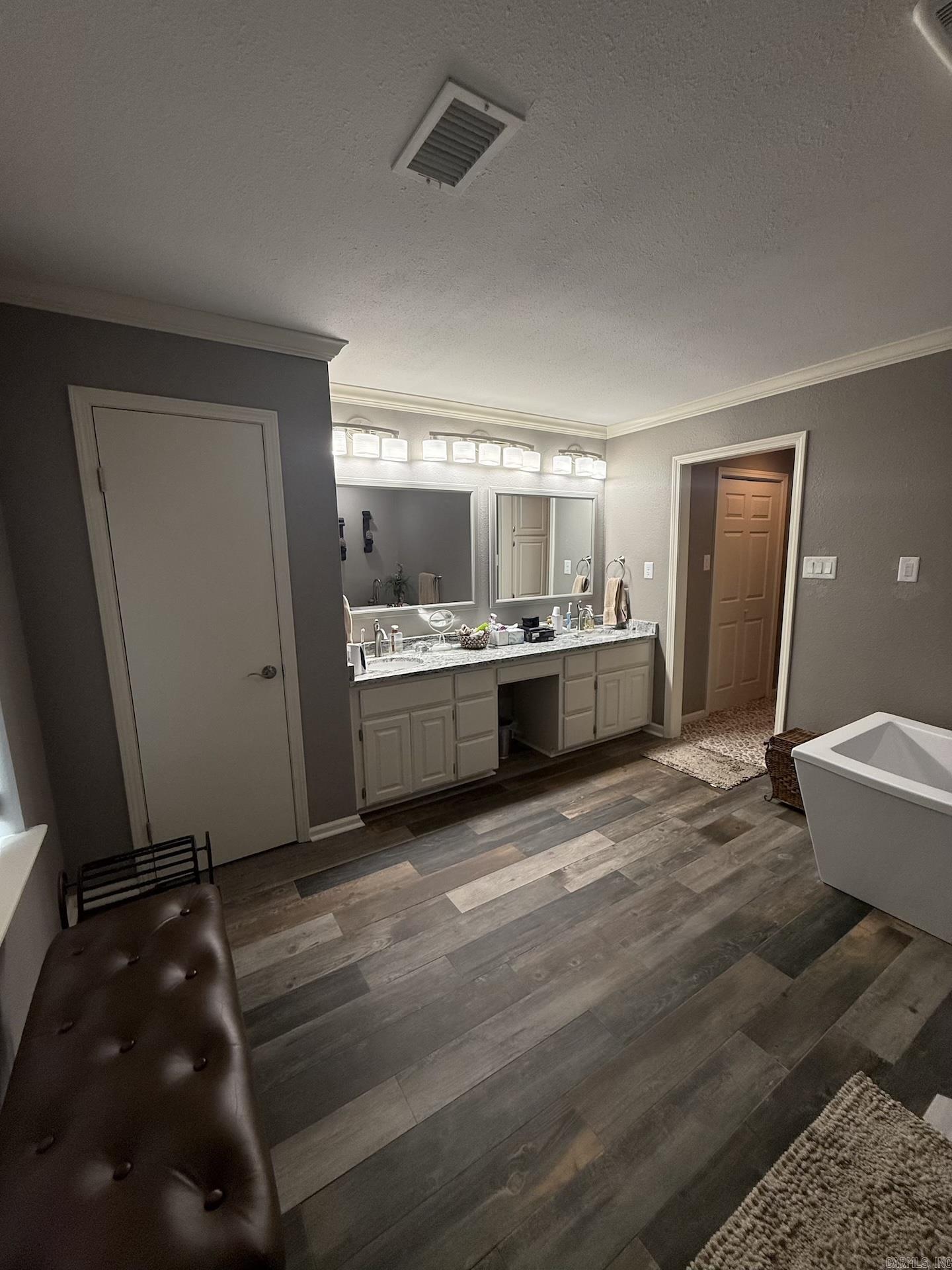 WILLIAMSWOOD PLACE HPR - Residential