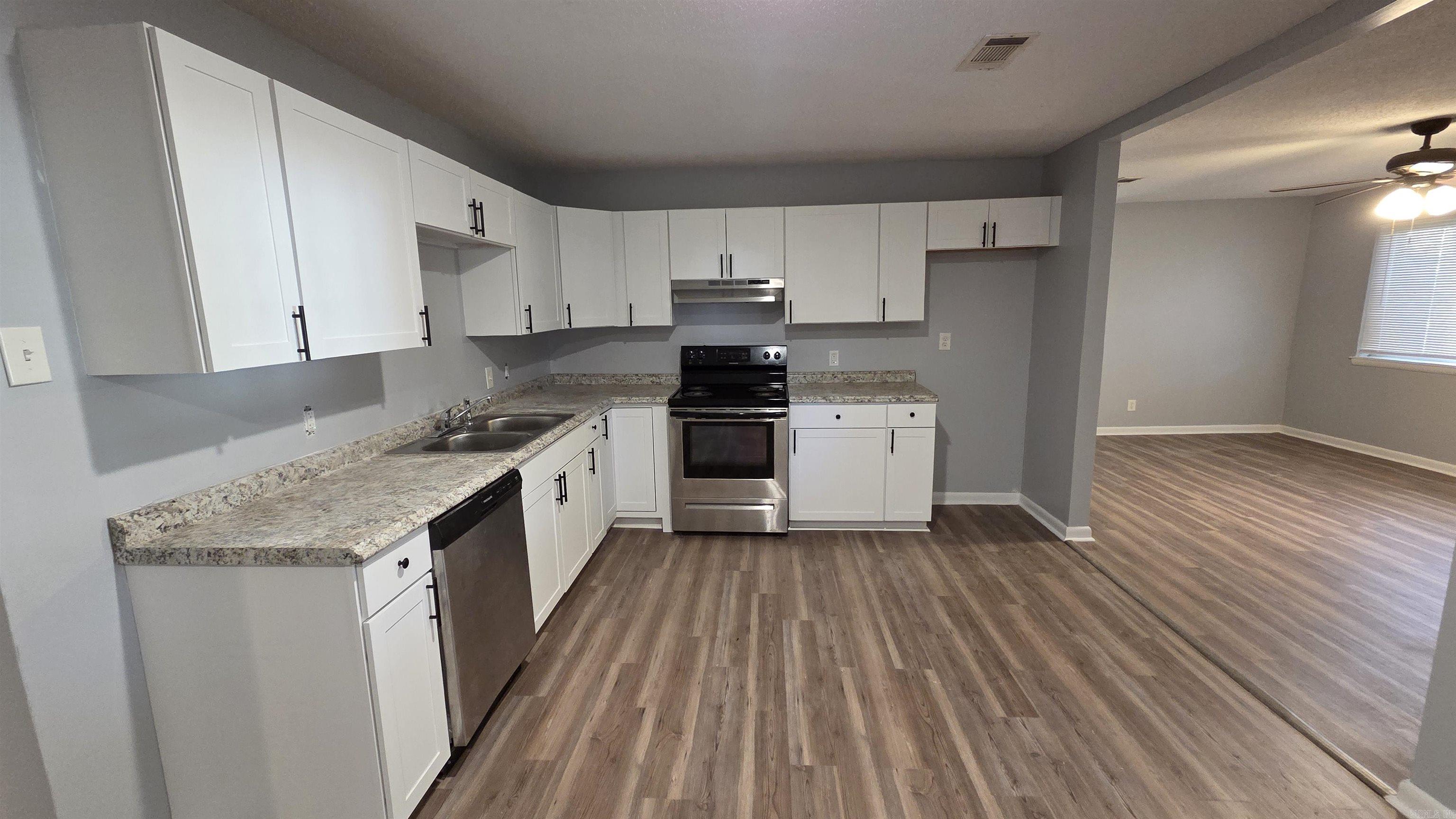 HICKMAN & MCCONNELL - Residential