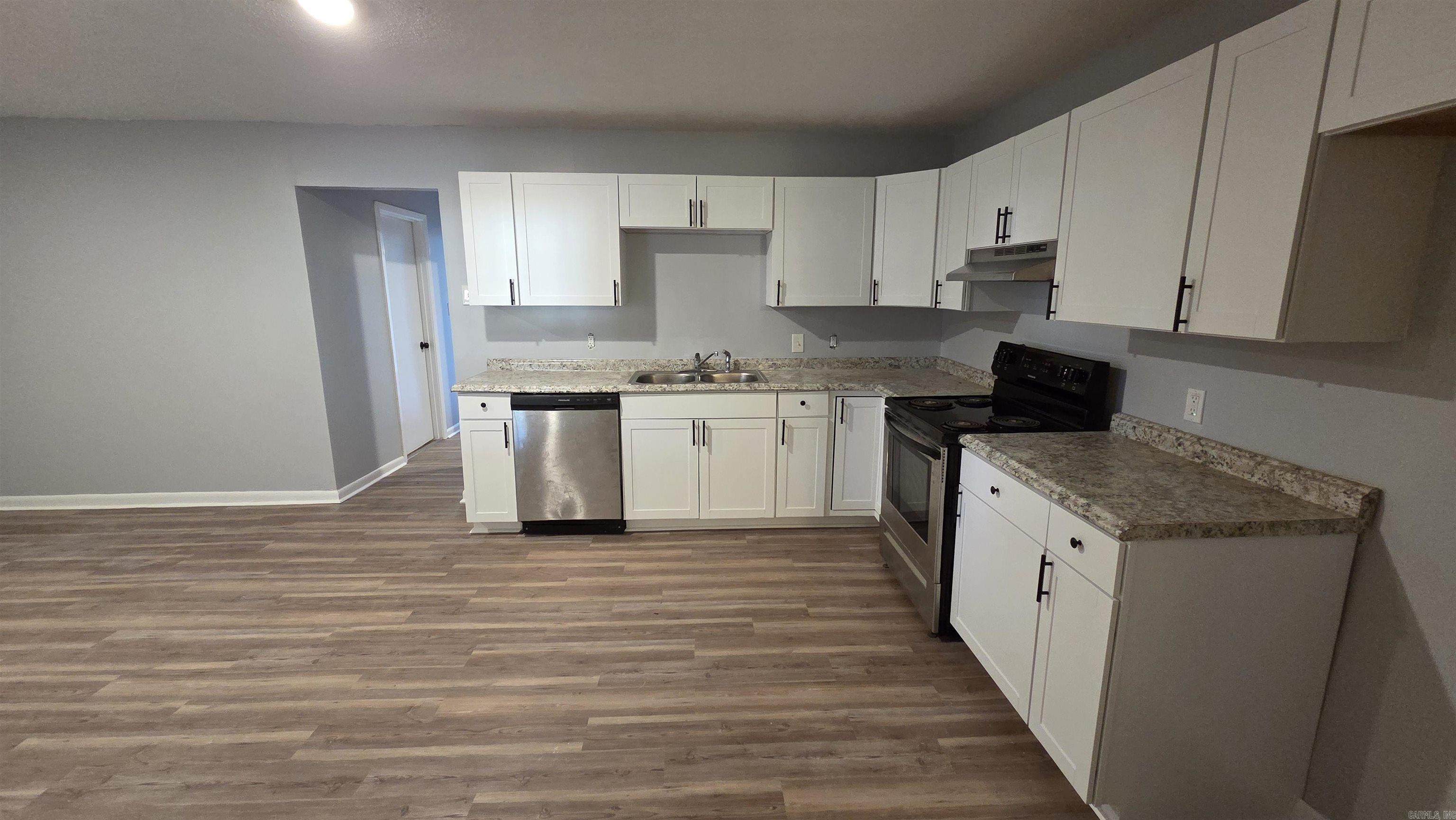 HICKMAN & MCCONNELL - Residential