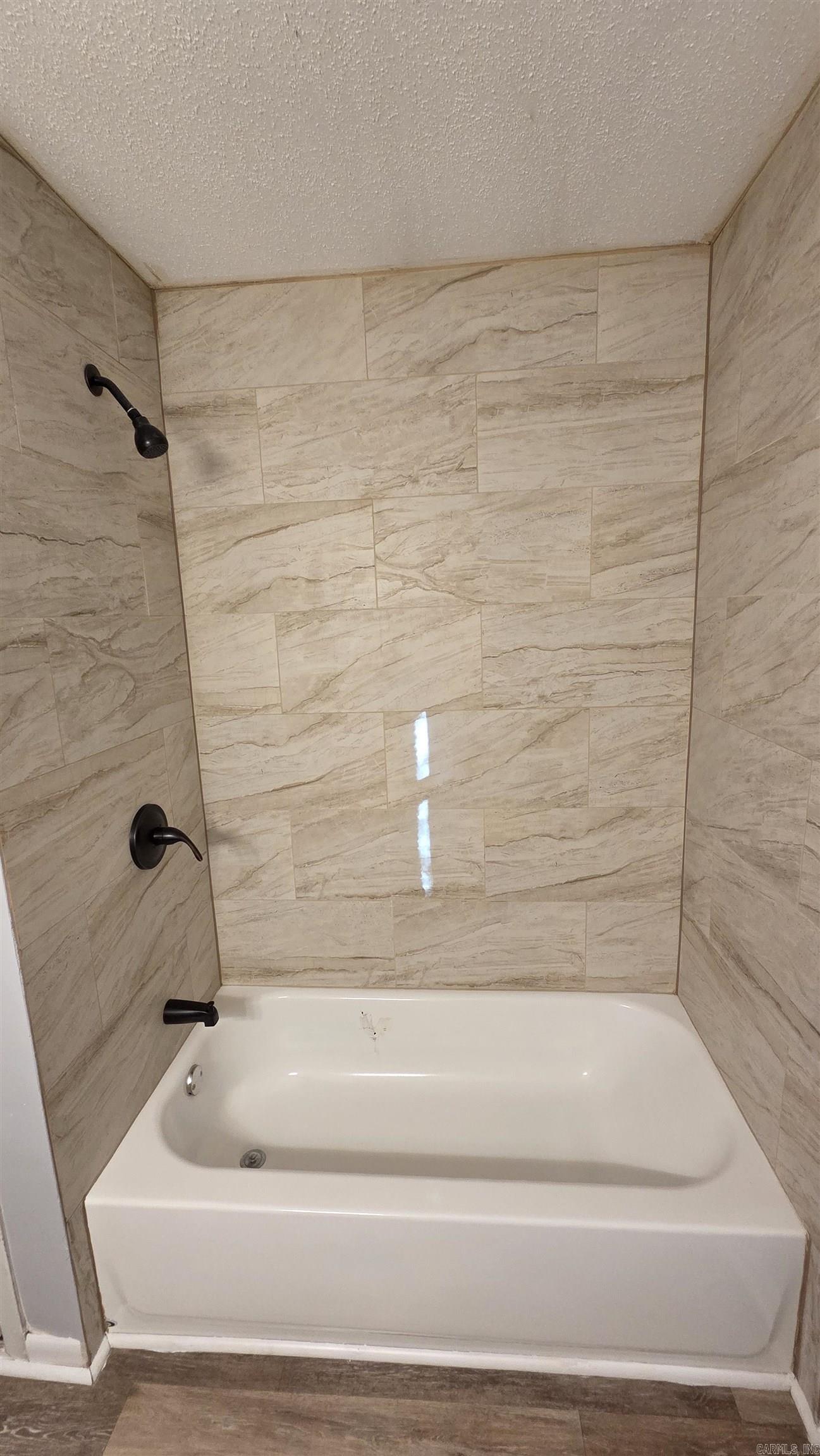 HICKMAN & MCCONNELL - Residential