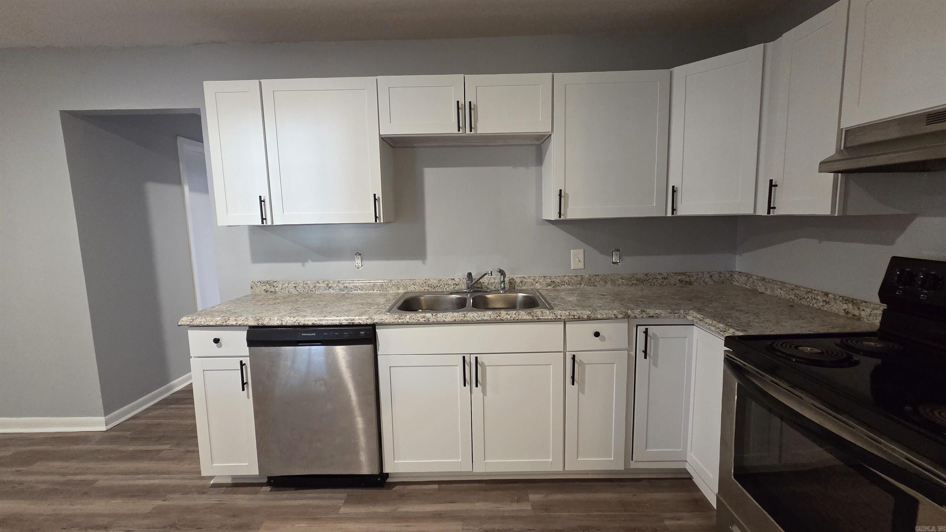 HICKMAN & MCCONNELL - Residential