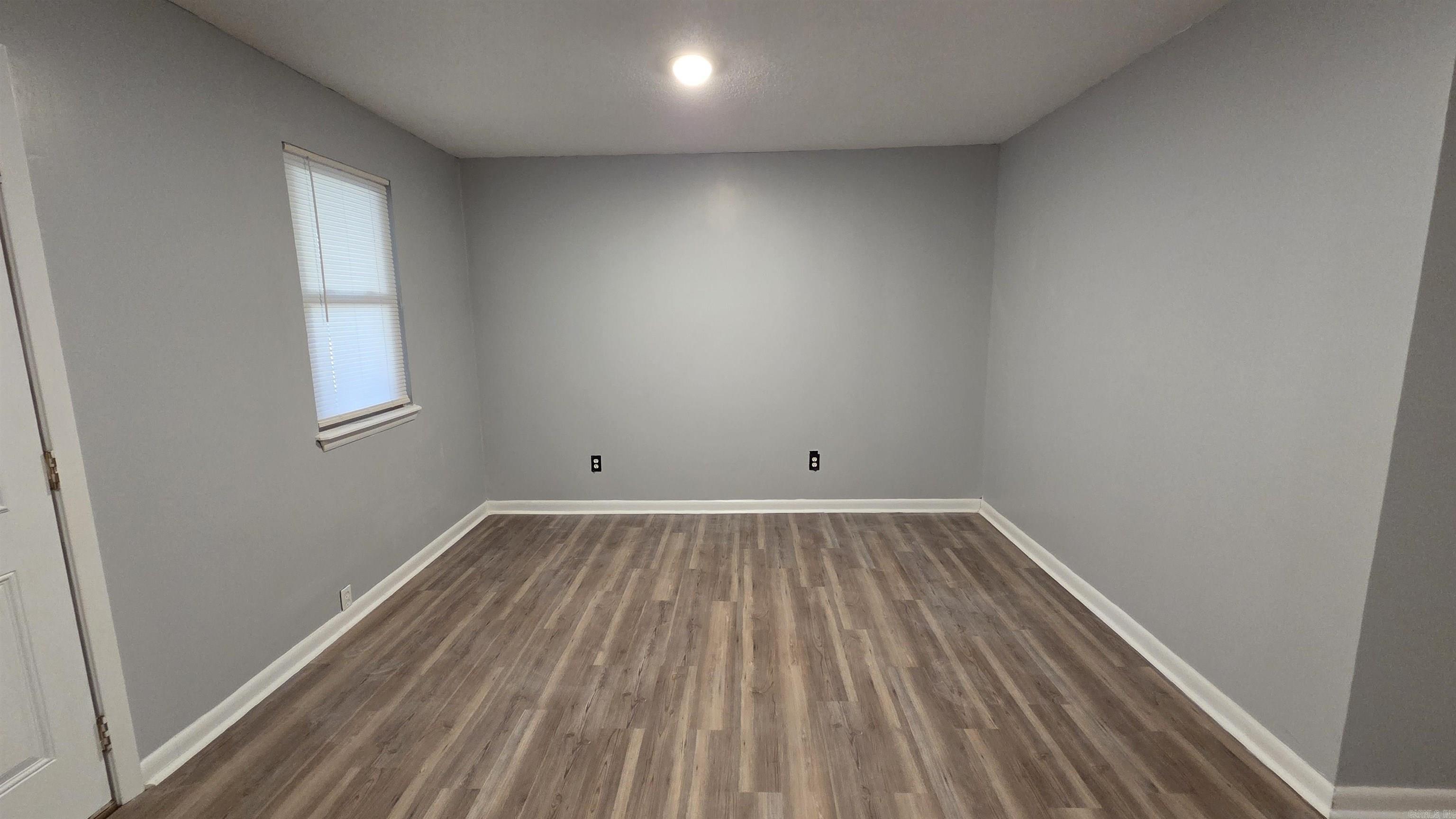 HICKMAN & MCCONNELL - Residential