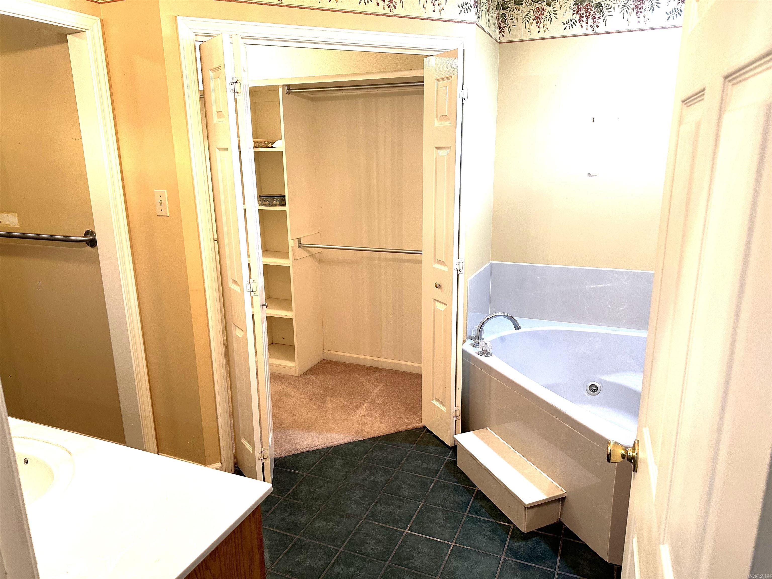 Cathrines Place - Residential